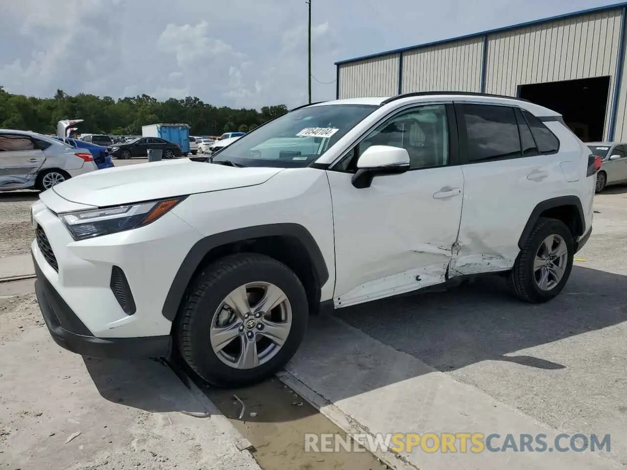 1 Photograph of a damaged car 2T3W1RFV3NW223778 TOYOTA RAV4 2022