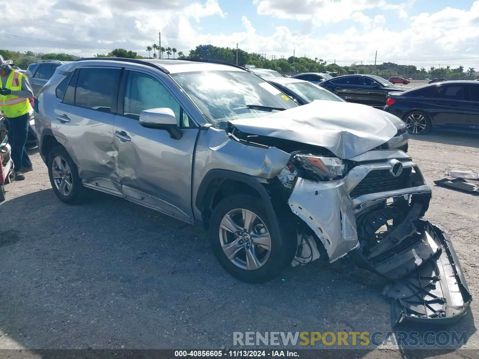 1 Photograph of a damaged car 2T3W1RFV3NW236773 TOYOTA RAV4 2022