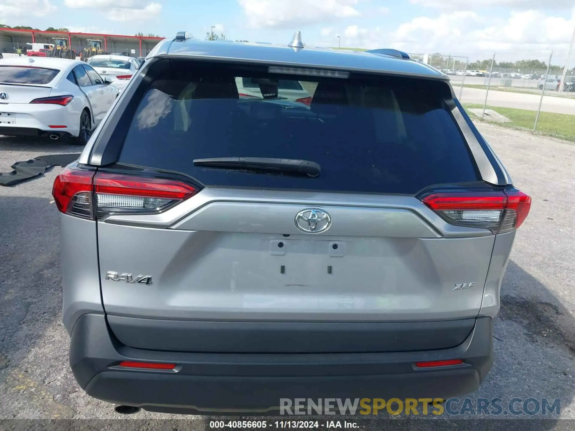 16 Photograph of a damaged car 2T3W1RFV3NW236773 TOYOTA RAV4 2022