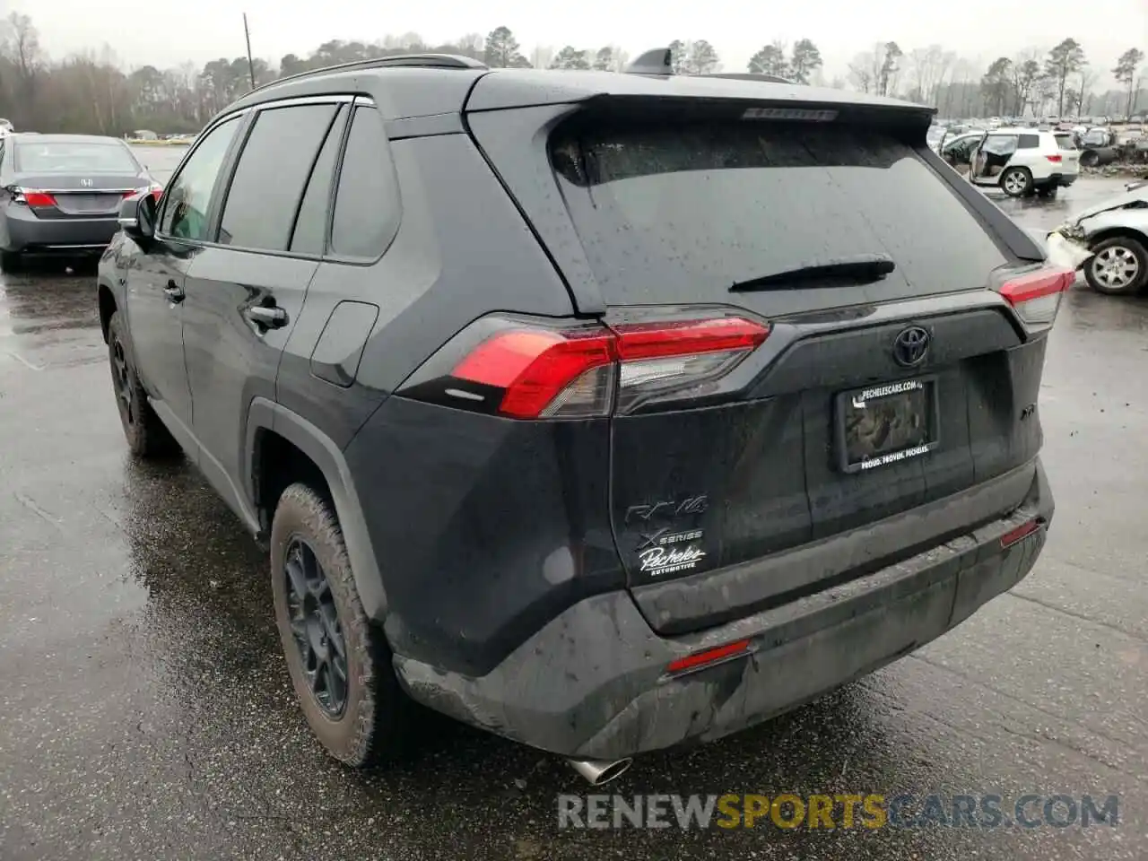 3 Photograph of a damaged car 2T3W1RFV4NC177251 TOYOTA RAV4 2022