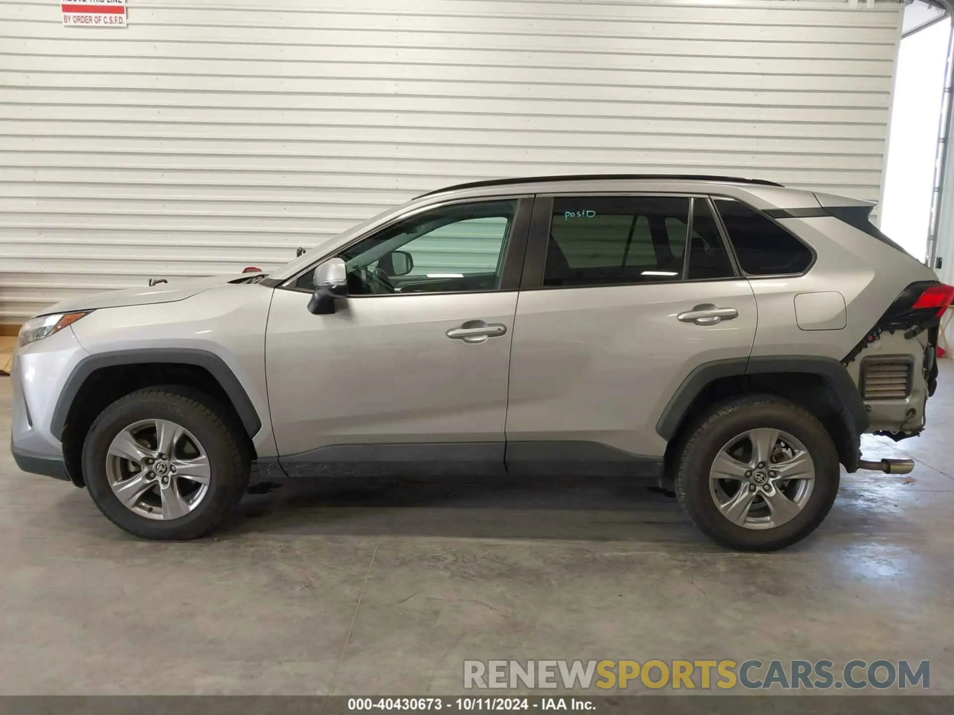 15 Photograph of a damaged car 2T3W1RFV4NC194485 TOYOTA RAV4 2022