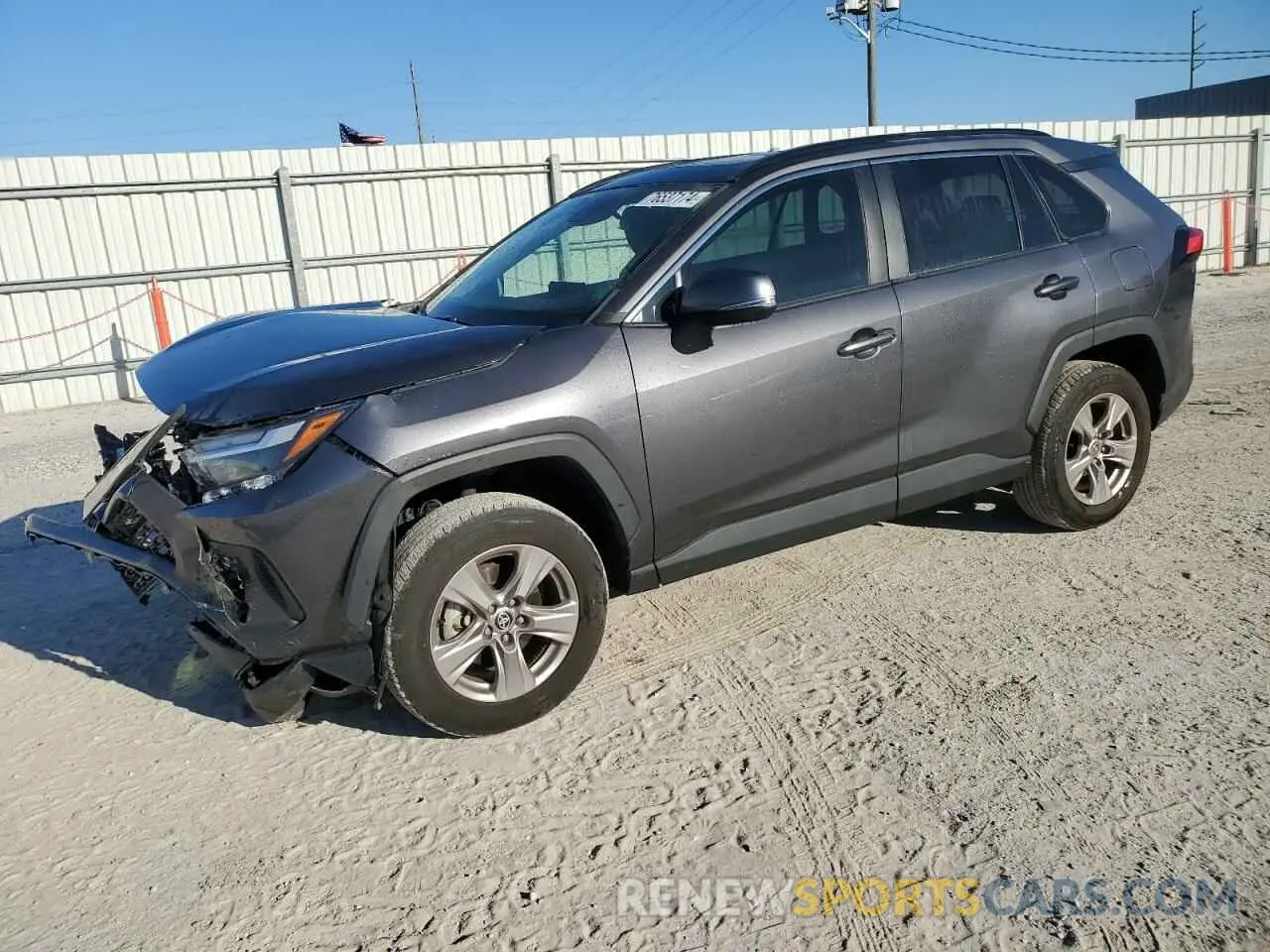 1 Photograph of a damaged car 2T3W1RFV4NC205386 TOYOTA RAV4 2022