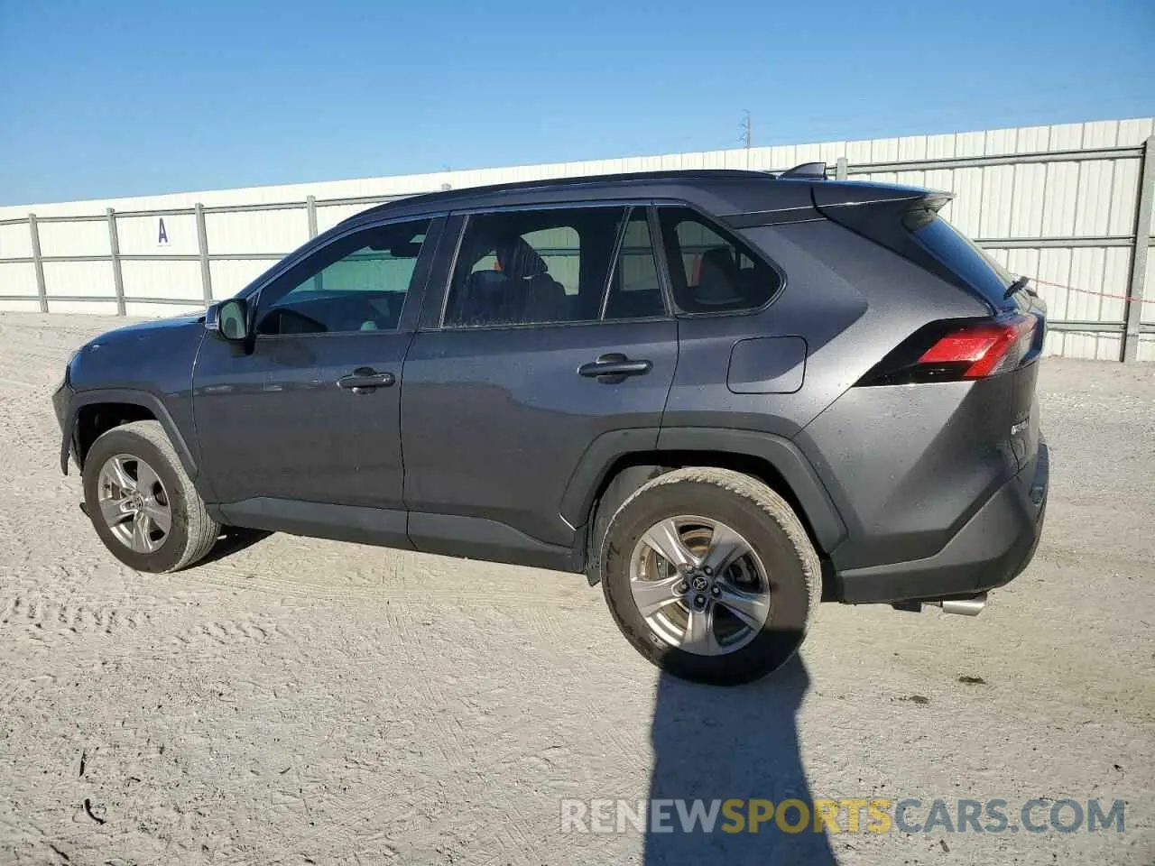 2 Photograph of a damaged car 2T3W1RFV4NC205386 TOYOTA RAV4 2022