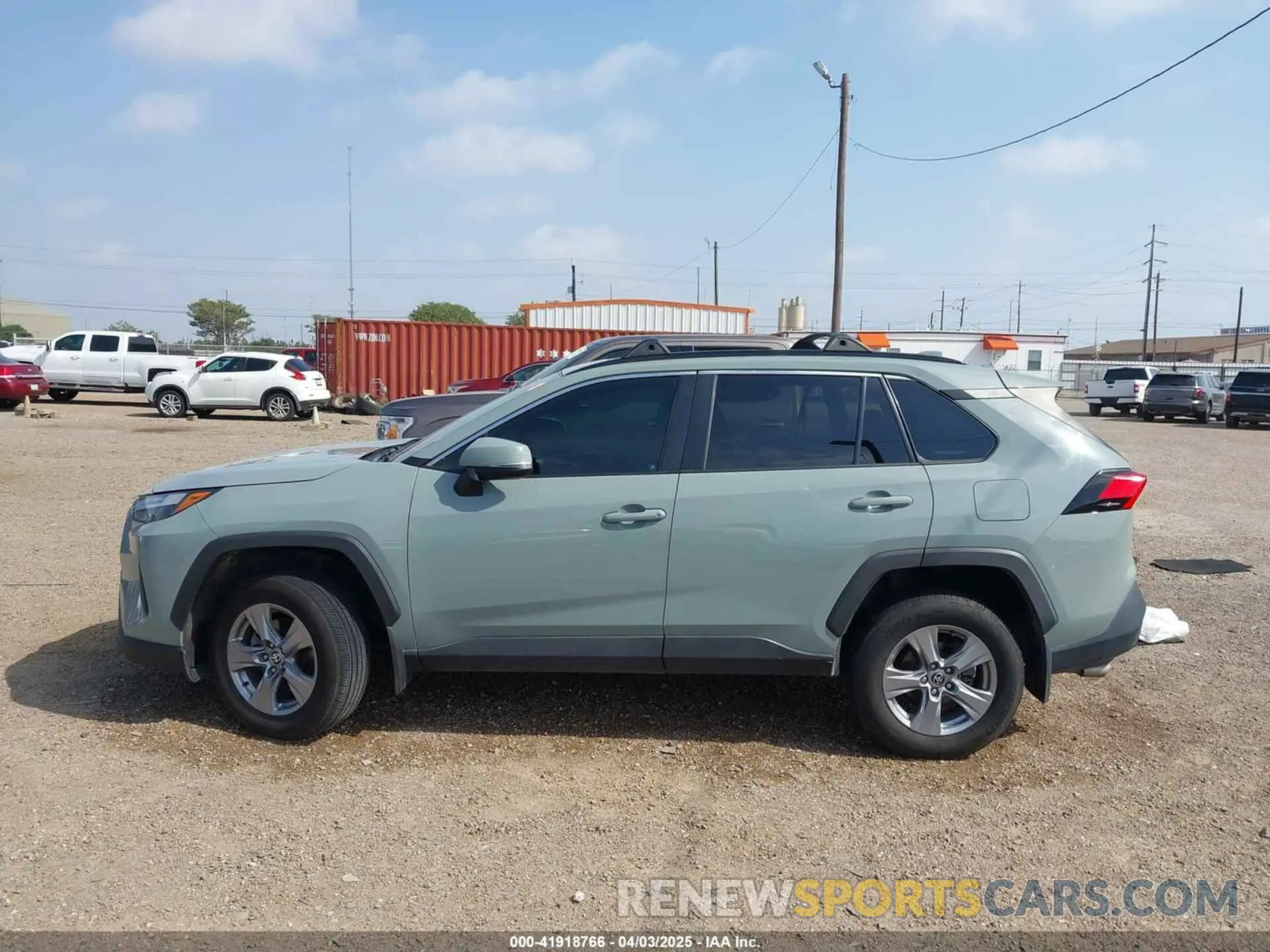14 Photograph of a damaged car 2T3W1RFV4NW185624 TOYOTA RAV4 2022
