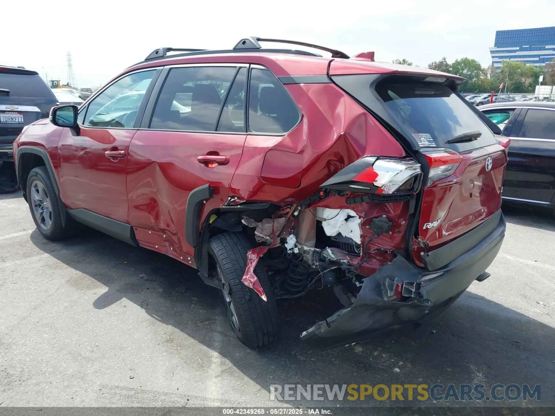 3 Photograph of a damaged car 2T3W1RFV4NW192685 TOYOTA RAV4 2022