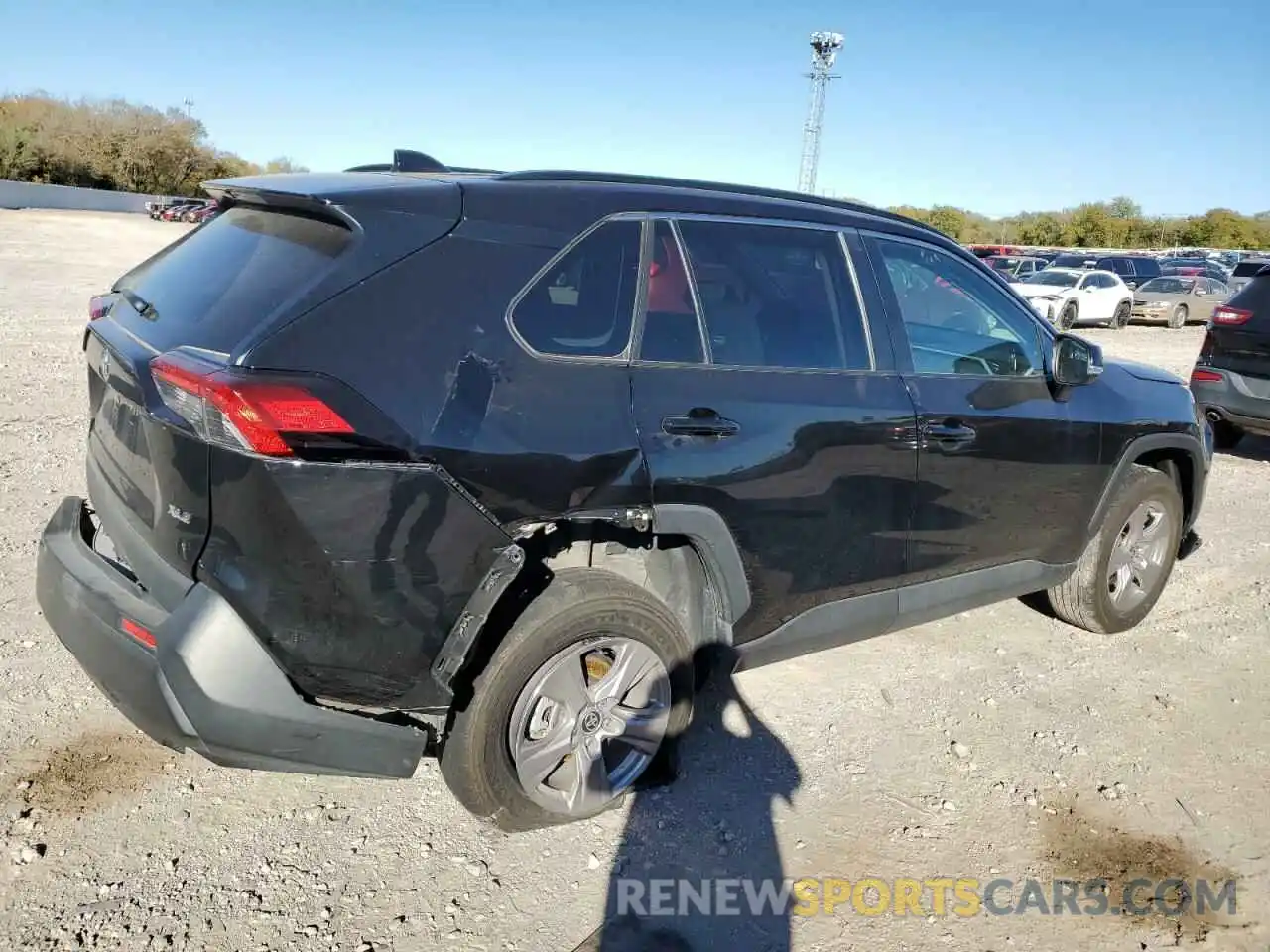 3 Photograph of a damaged car 2T3W1RFV4NW209176 TOYOTA RAV4 2022