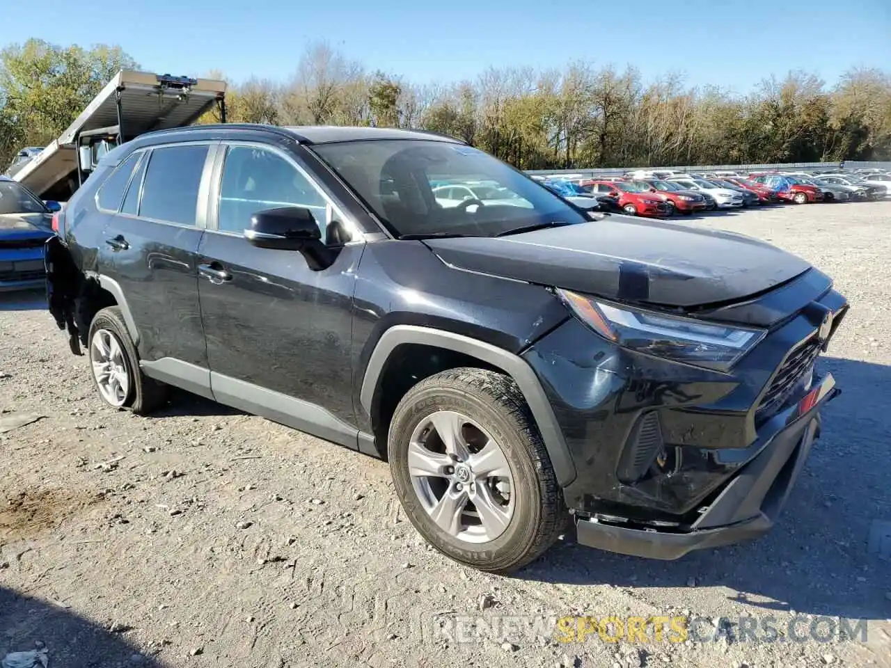 4 Photograph of a damaged car 2T3W1RFV4NW209176 TOYOTA RAV4 2022