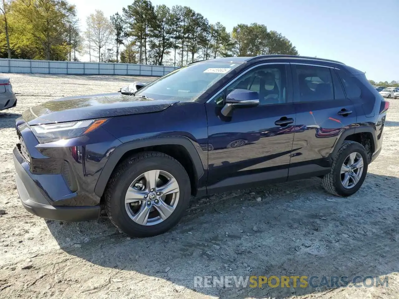 1 Photograph of a damaged car 2T3W1RFV4NW218962 TOYOTA RAV4 2022