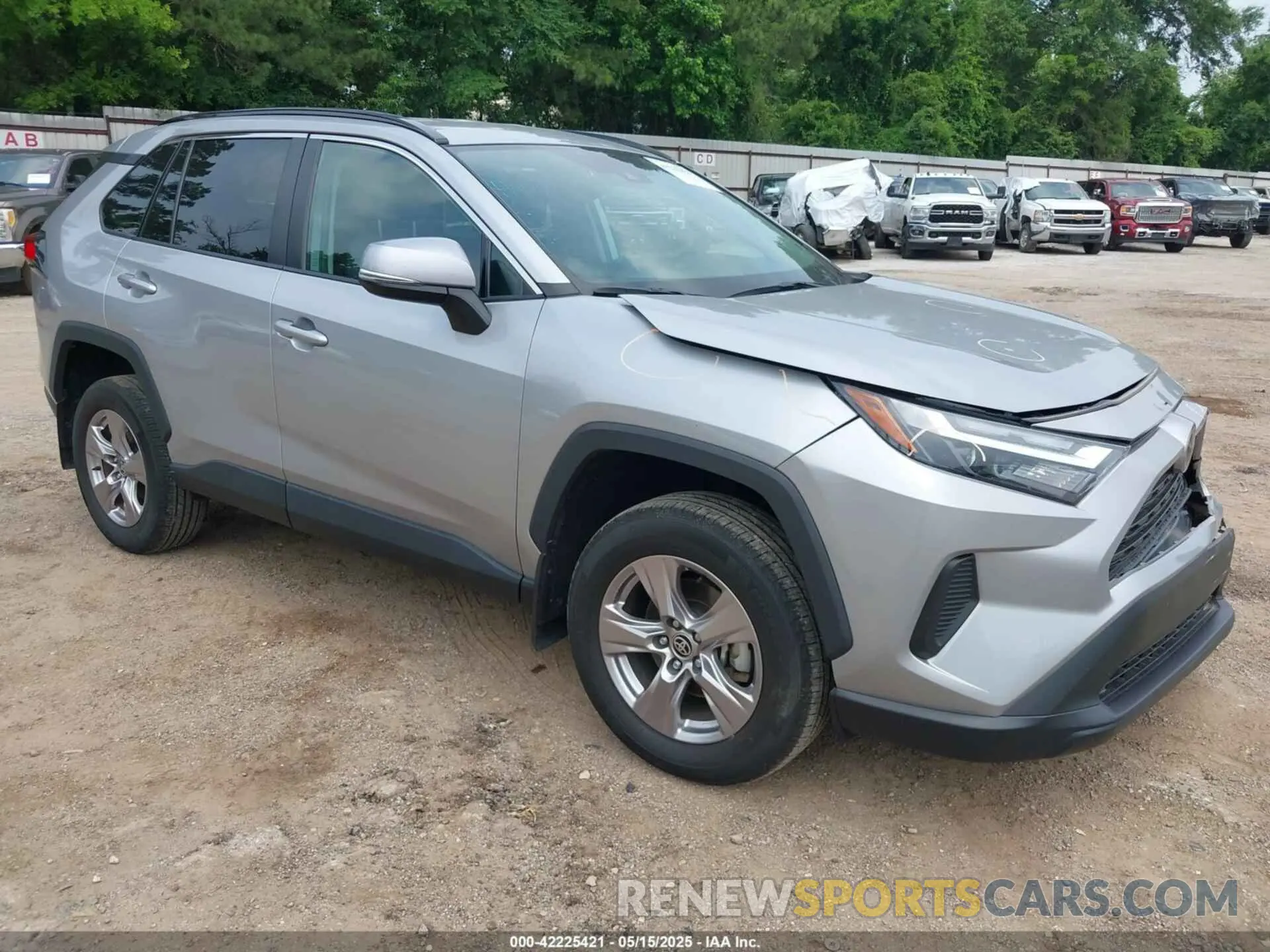 1 Photograph of a damaged car 2T3W1RFV5NW221028 TOYOTA RAV4 2022