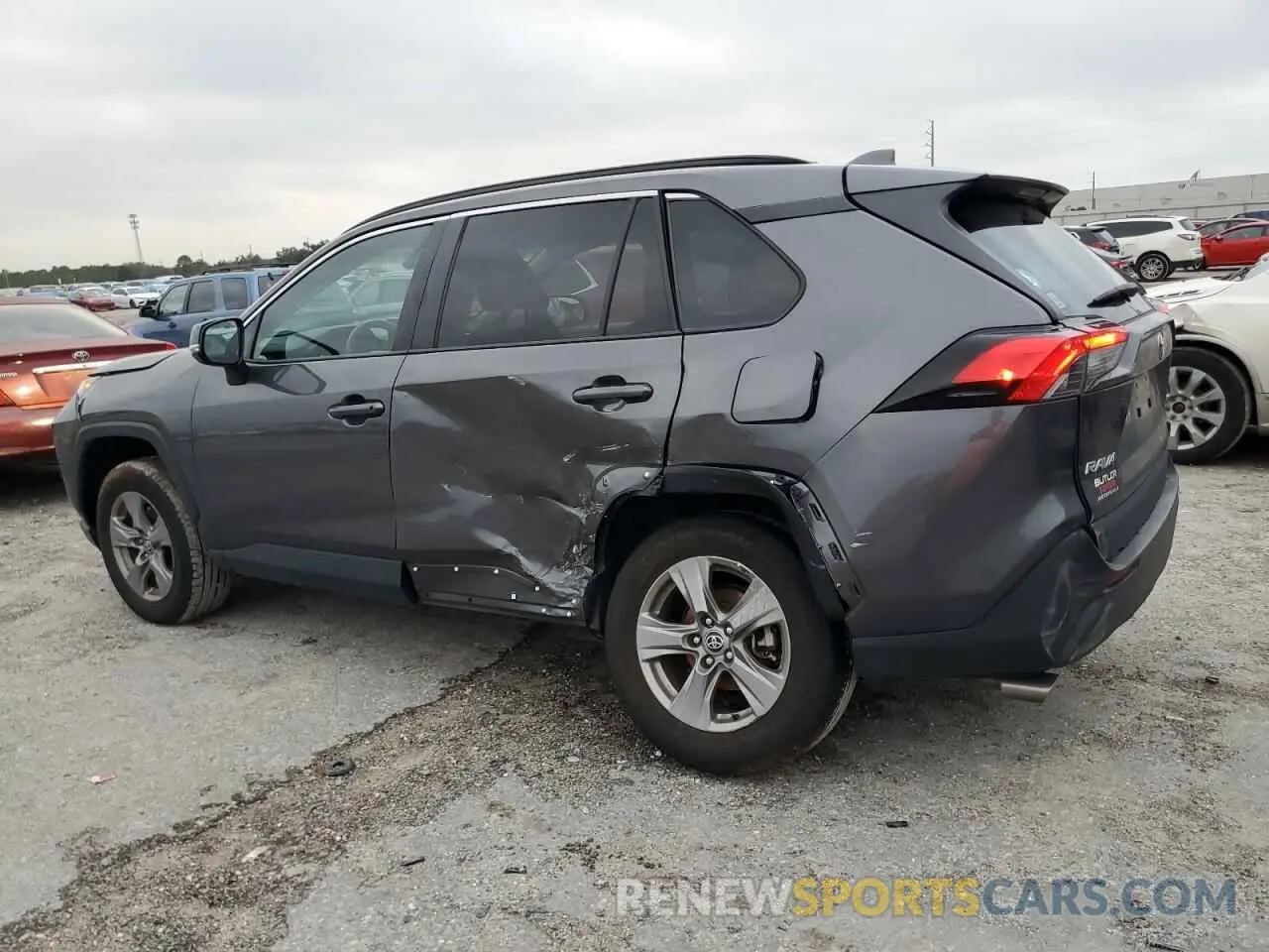 2 Photograph of a damaged car 2T3W1RFV6NC175050 TOYOTA RAV4 2022