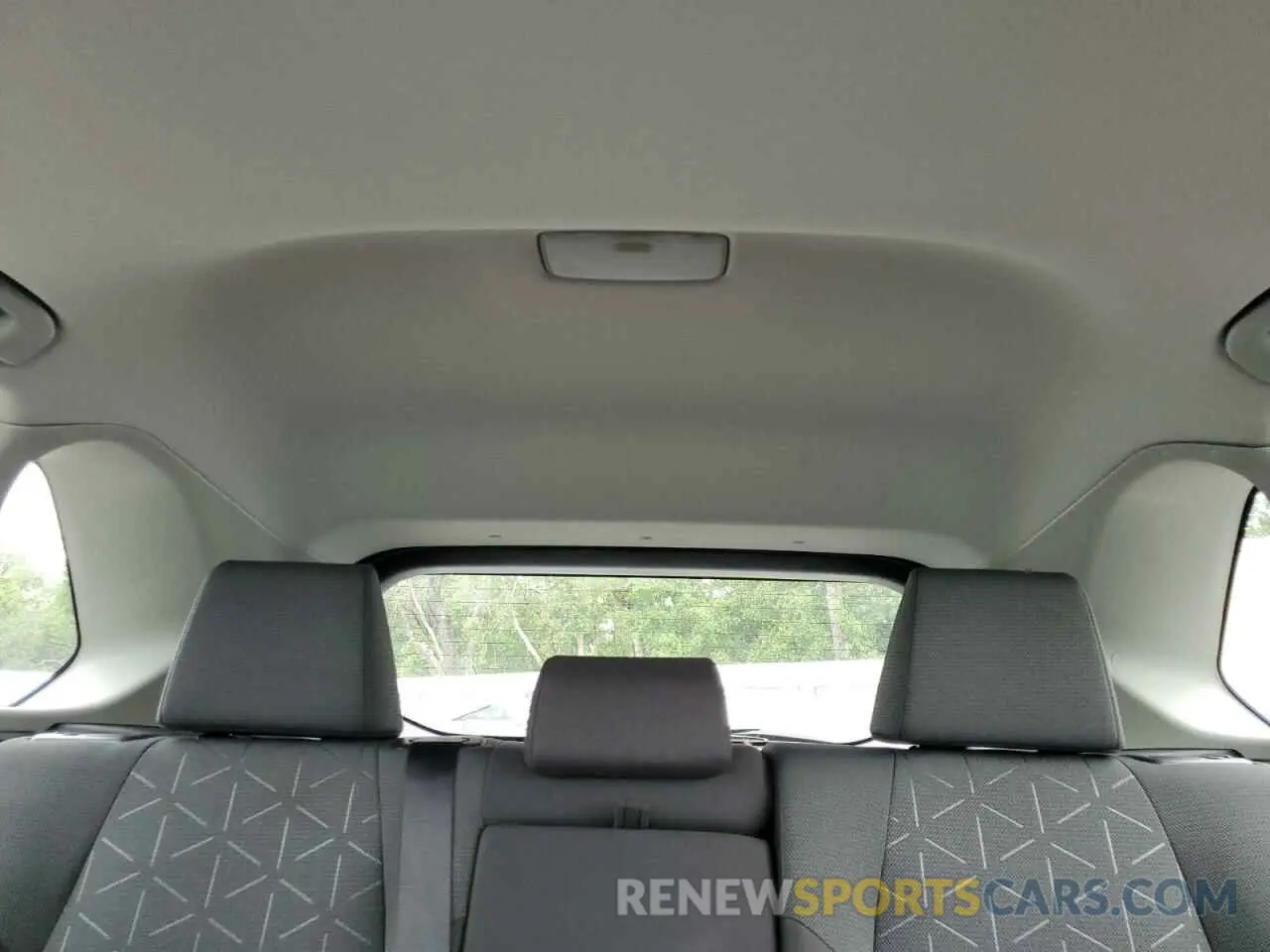 10 Photograph of a damaged car 2T3W1RFV6NC185769 TOYOTA RAV4 2022