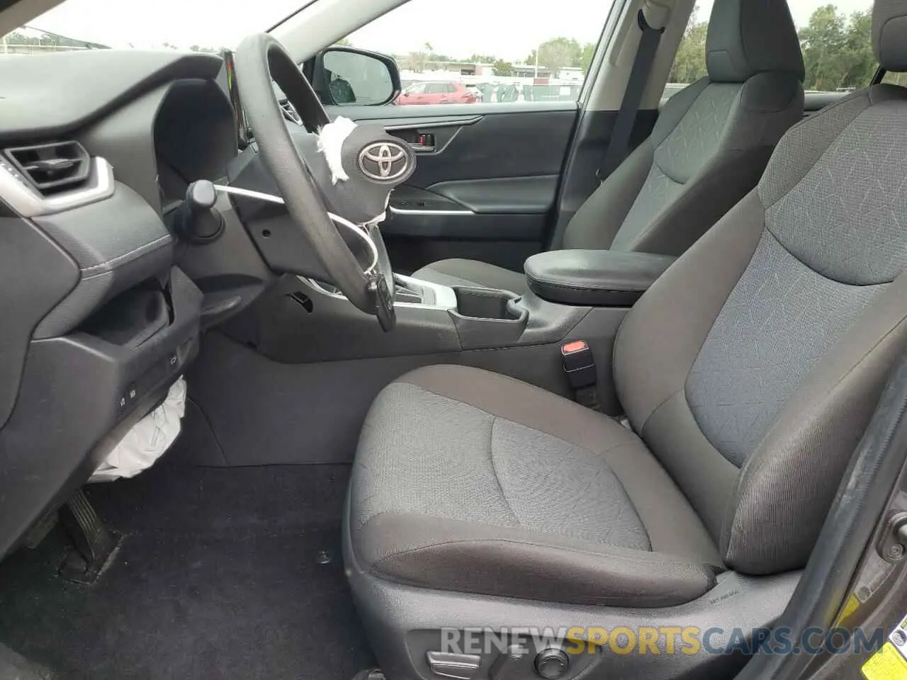 7 Photograph of a damaged car 2T3W1RFV6NC185769 TOYOTA RAV4 2022