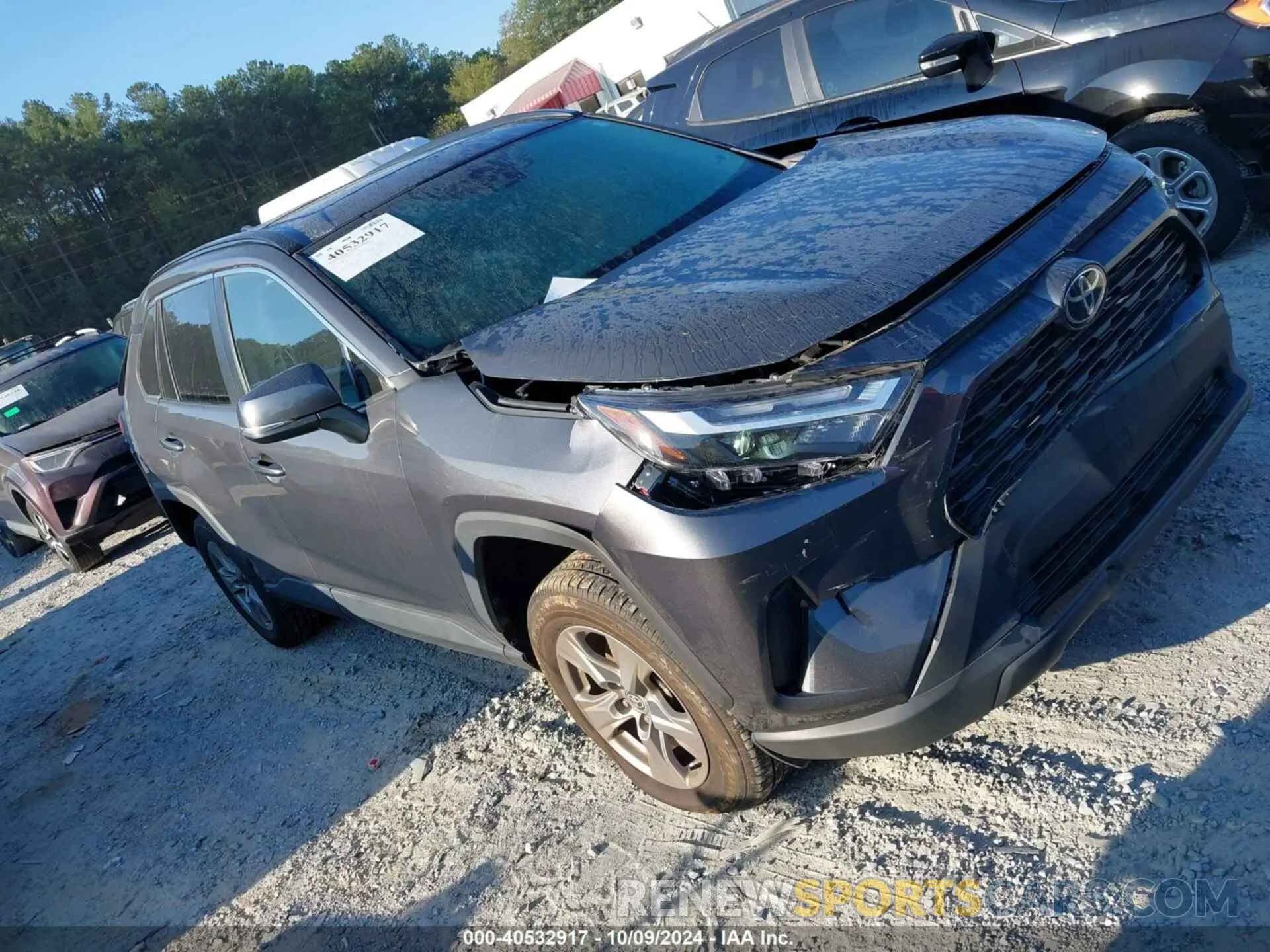 1 Photograph of a damaged car 2T3W1RFV6NC192592 TOYOTA RAV4 2022