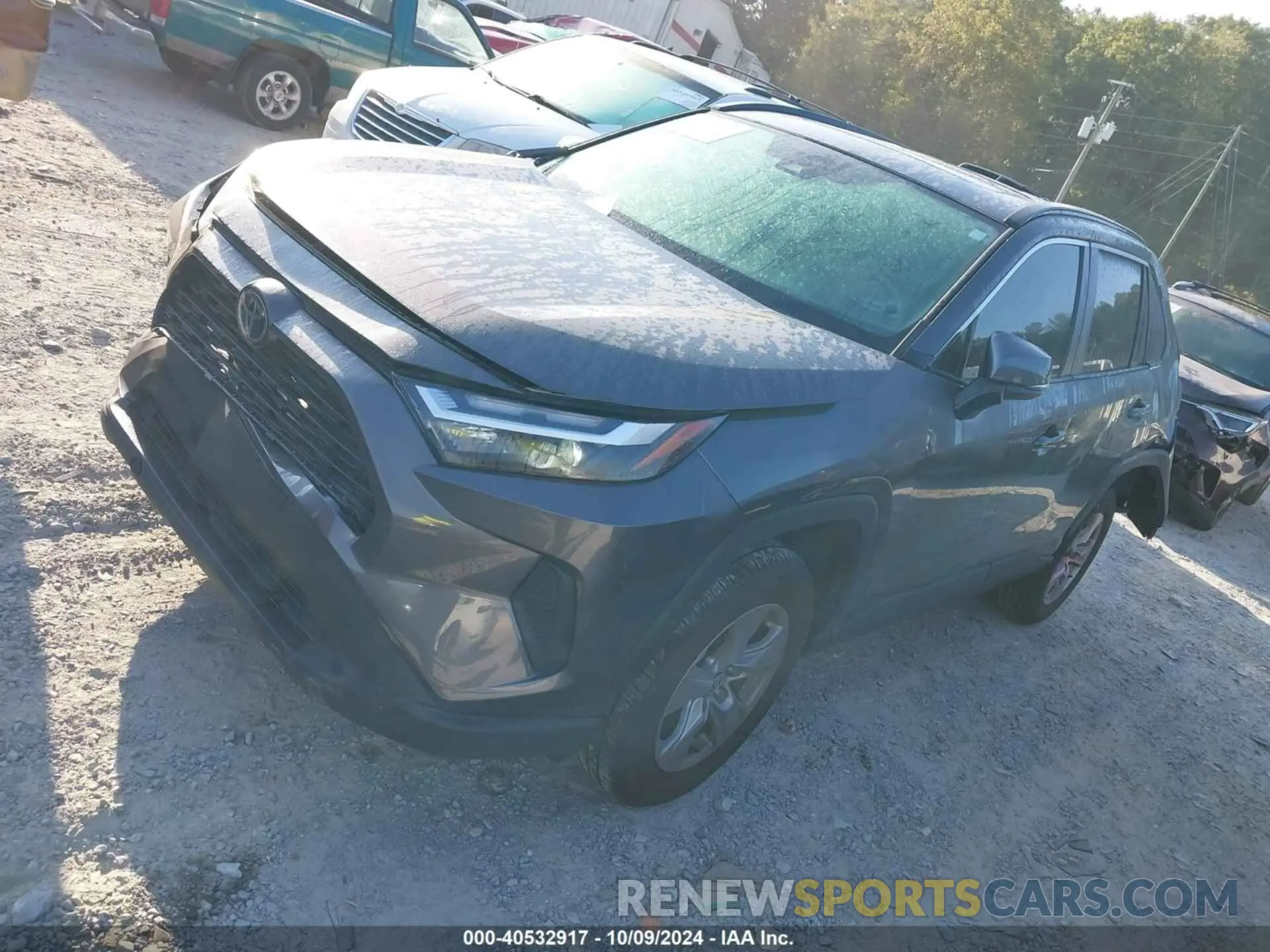 2 Photograph of a damaged car 2T3W1RFV6NC192592 TOYOTA RAV4 2022