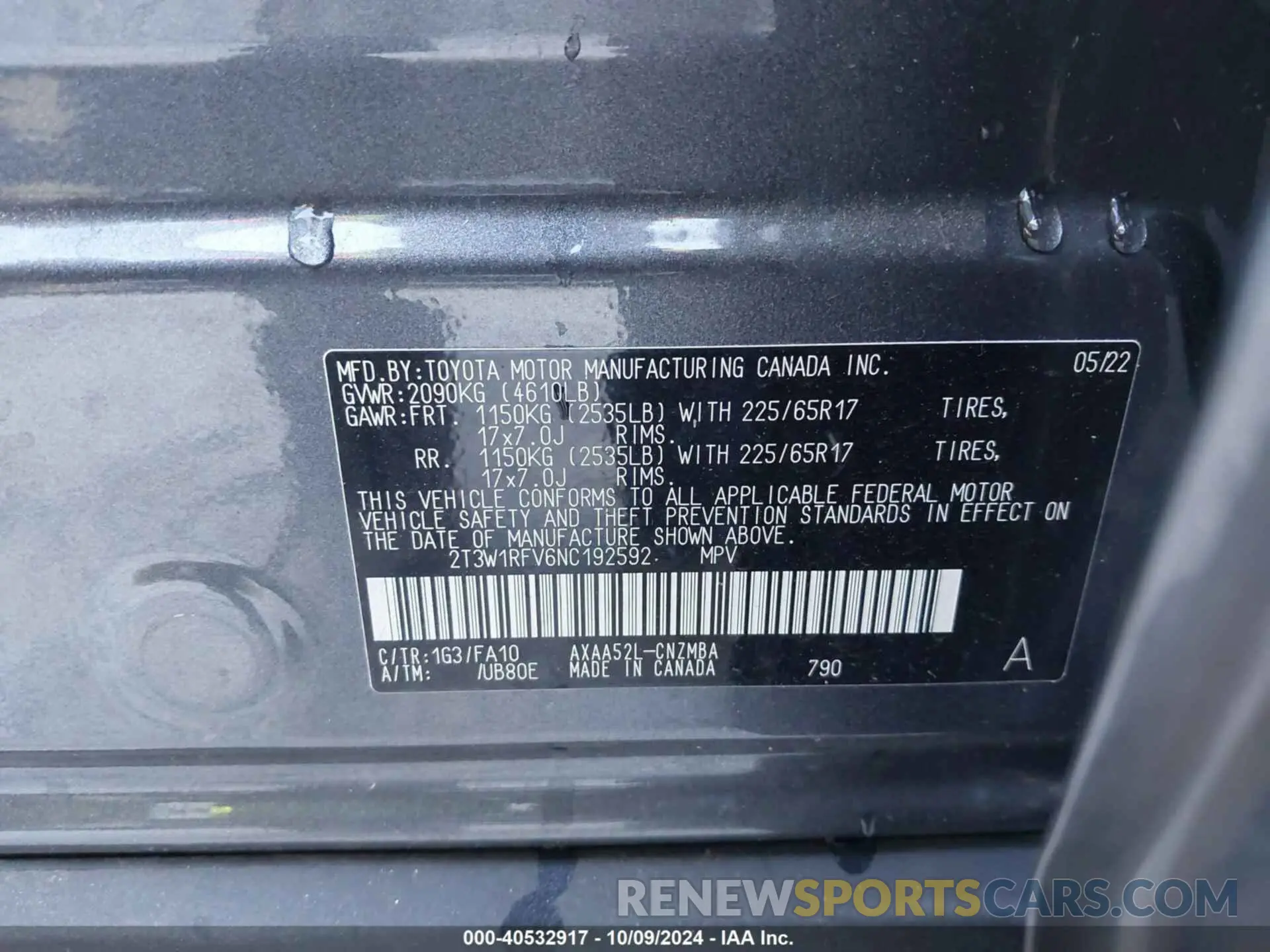 9 Photograph of a damaged car 2T3W1RFV6NC192592 TOYOTA RAV4 2022