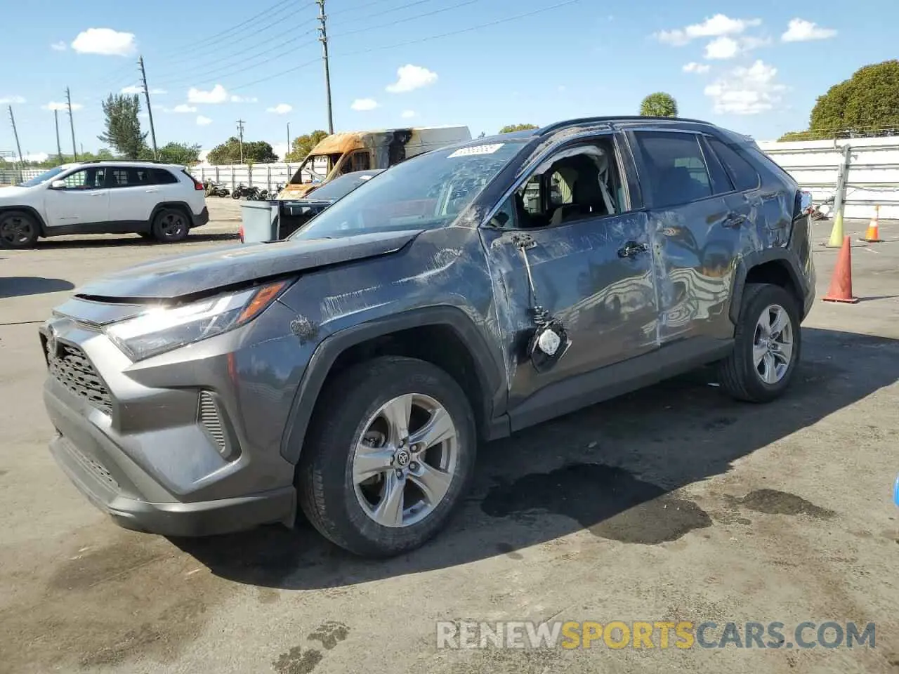 1 Photograph of a damaged car 2T3W1RFV6NC204983 TOYOTA RAV4 2022