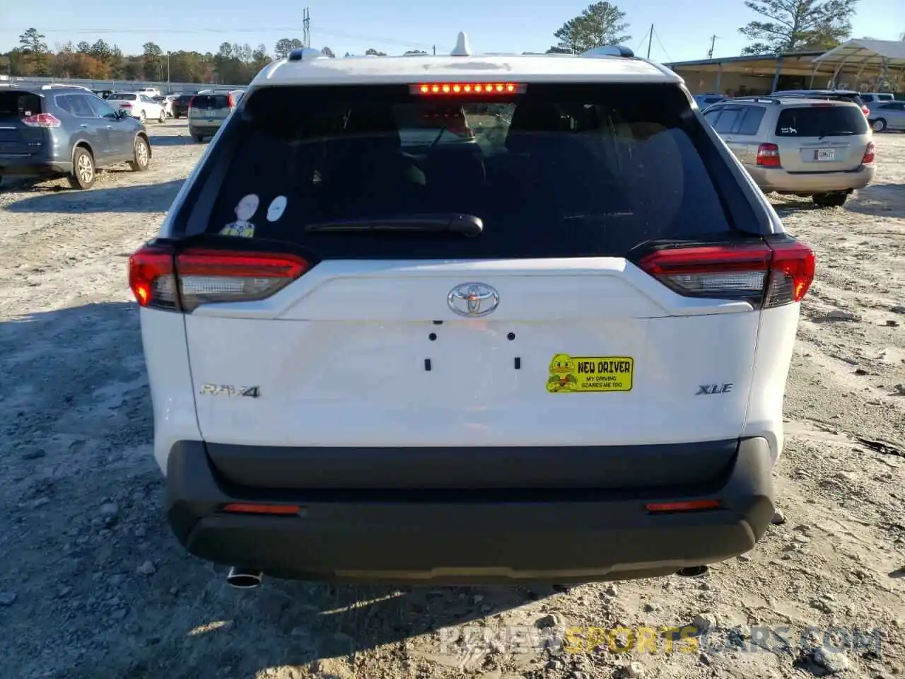 6 Photograph of a damaged car 2T3W1RFV6NC207124 TOYOTA RAV4 2022