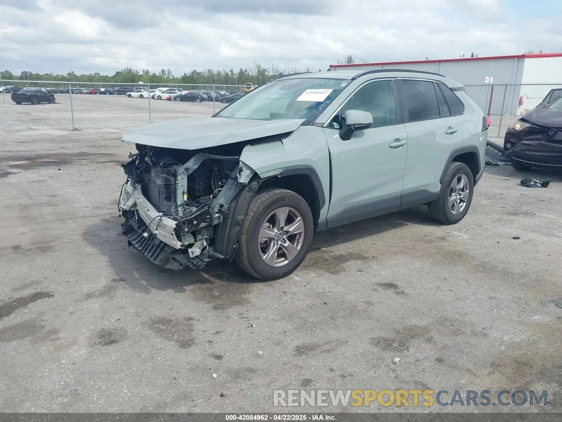 2 Photograph of a damaged car 2T3W1RFV6NW202004 TOYOTA RAV4 2022
