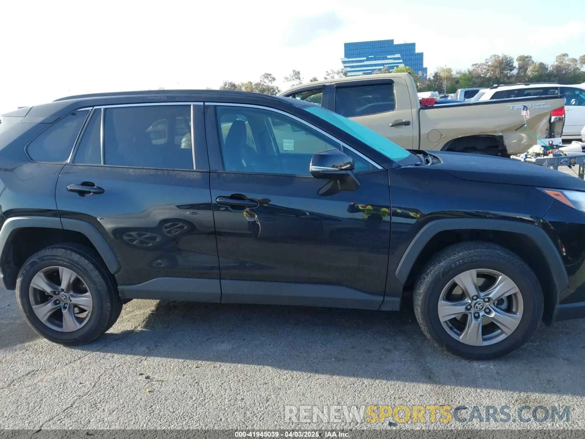 13 Photograph of a damaged car 2T3W1RFV6NW202715 TOYOTA RAV4 2022