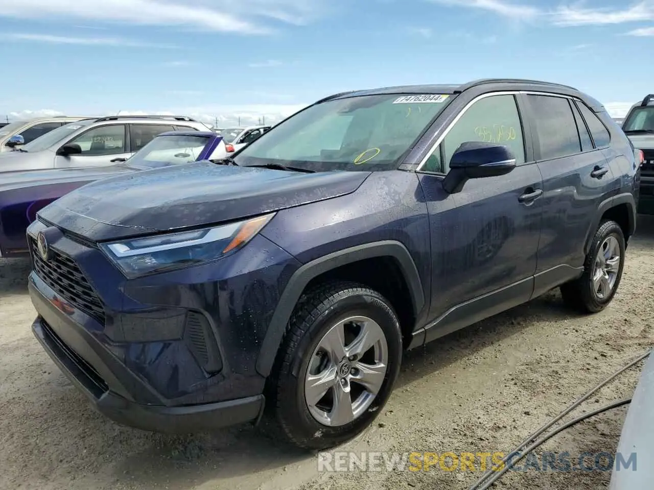 1 Photograph of a damaged car 2T3W1RFV6NW228635 TOYOTA RAV4 2022