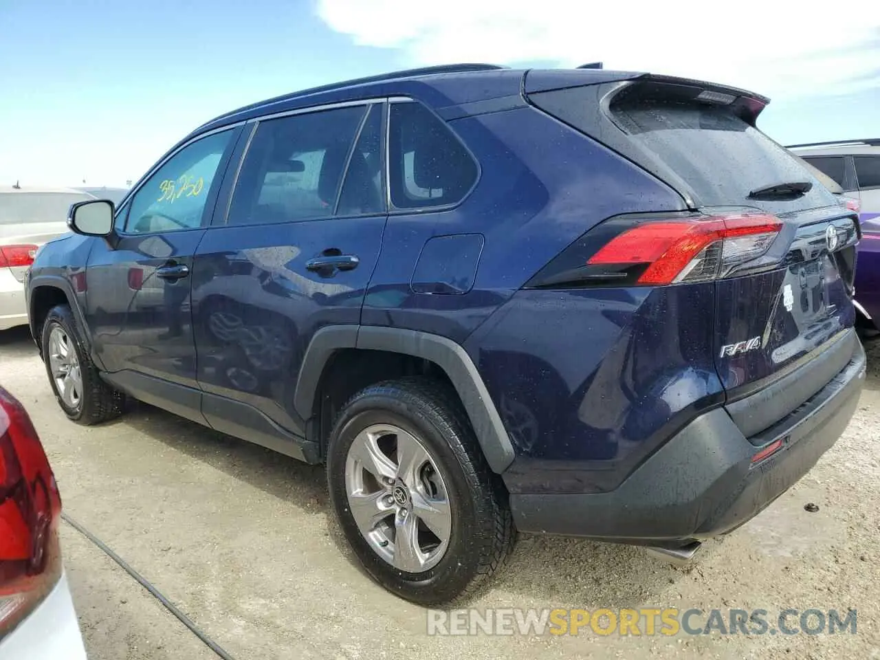 2 Photograph of a damaged car 2T3W1RFV6NW228635 TOYOTA RAV4 2022