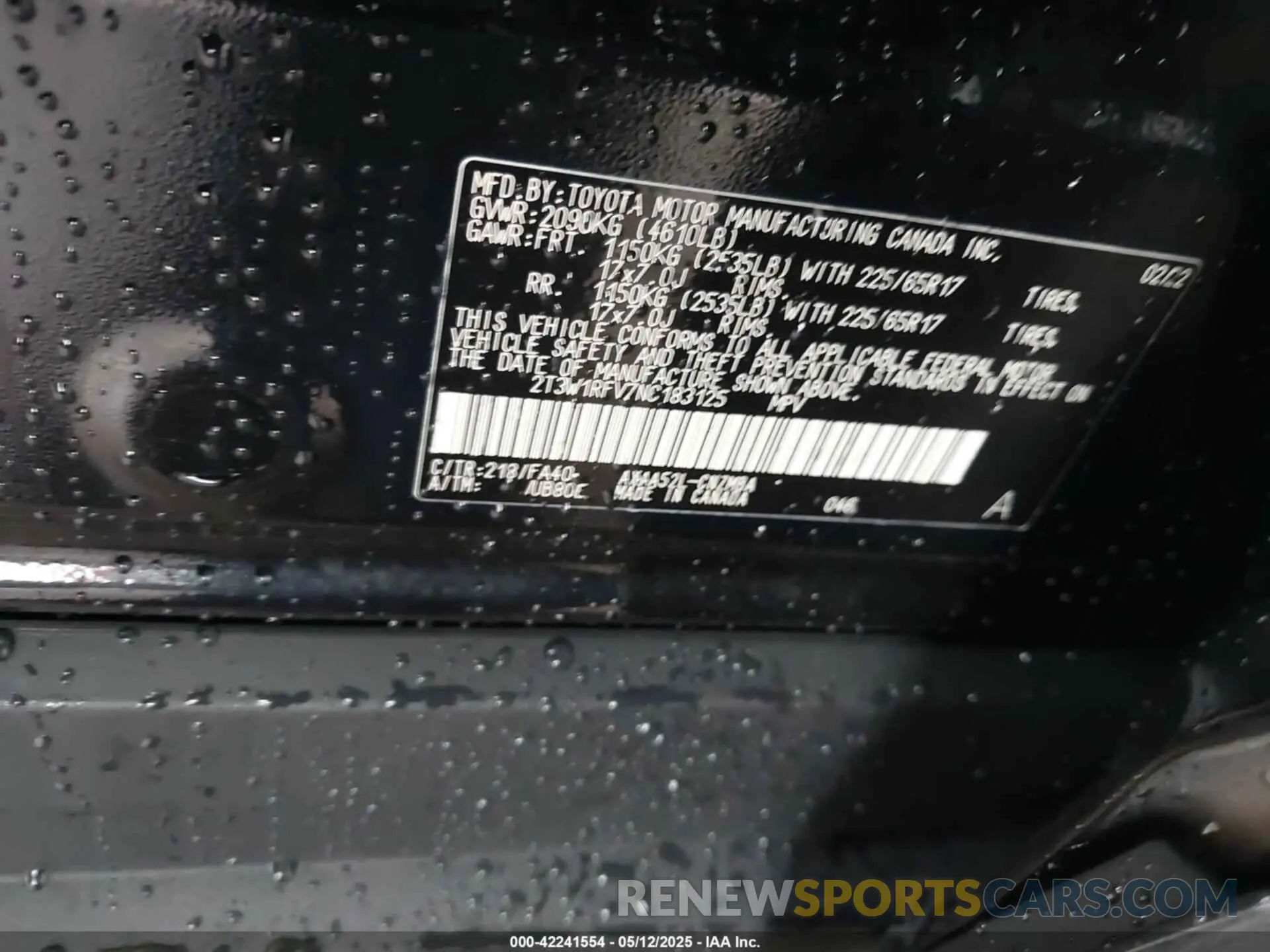 9 Photograph of a damaged car 2T3W1RFV7NC183125 TOYOTA RAV4 2022