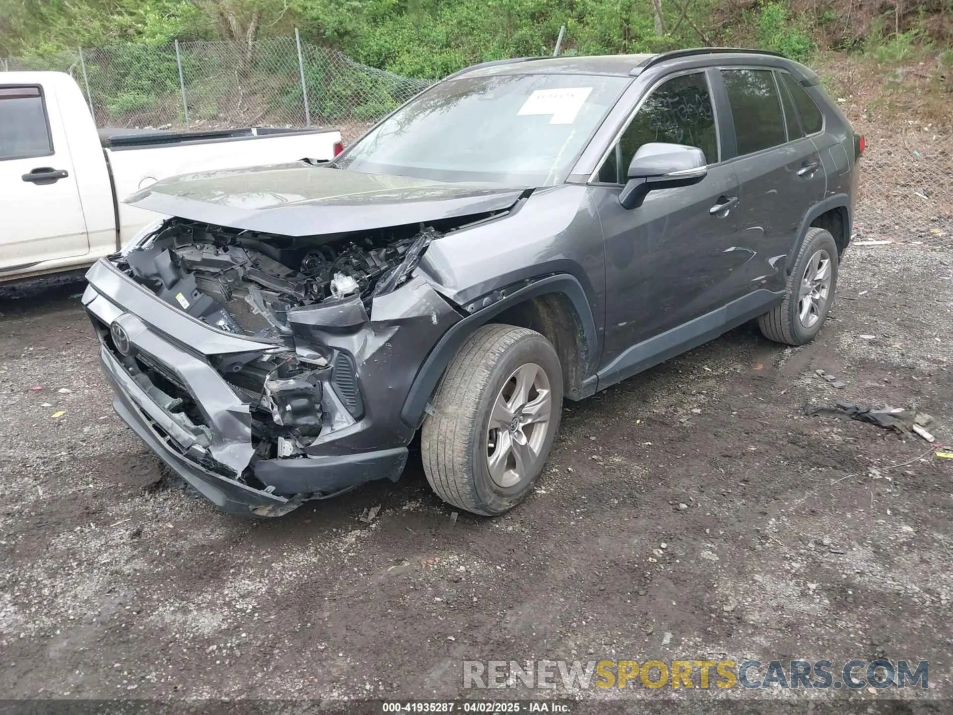 2 Photograph of a damaged car 2T3W1RFV7NC187935 TOYOTA RAV4 2022
