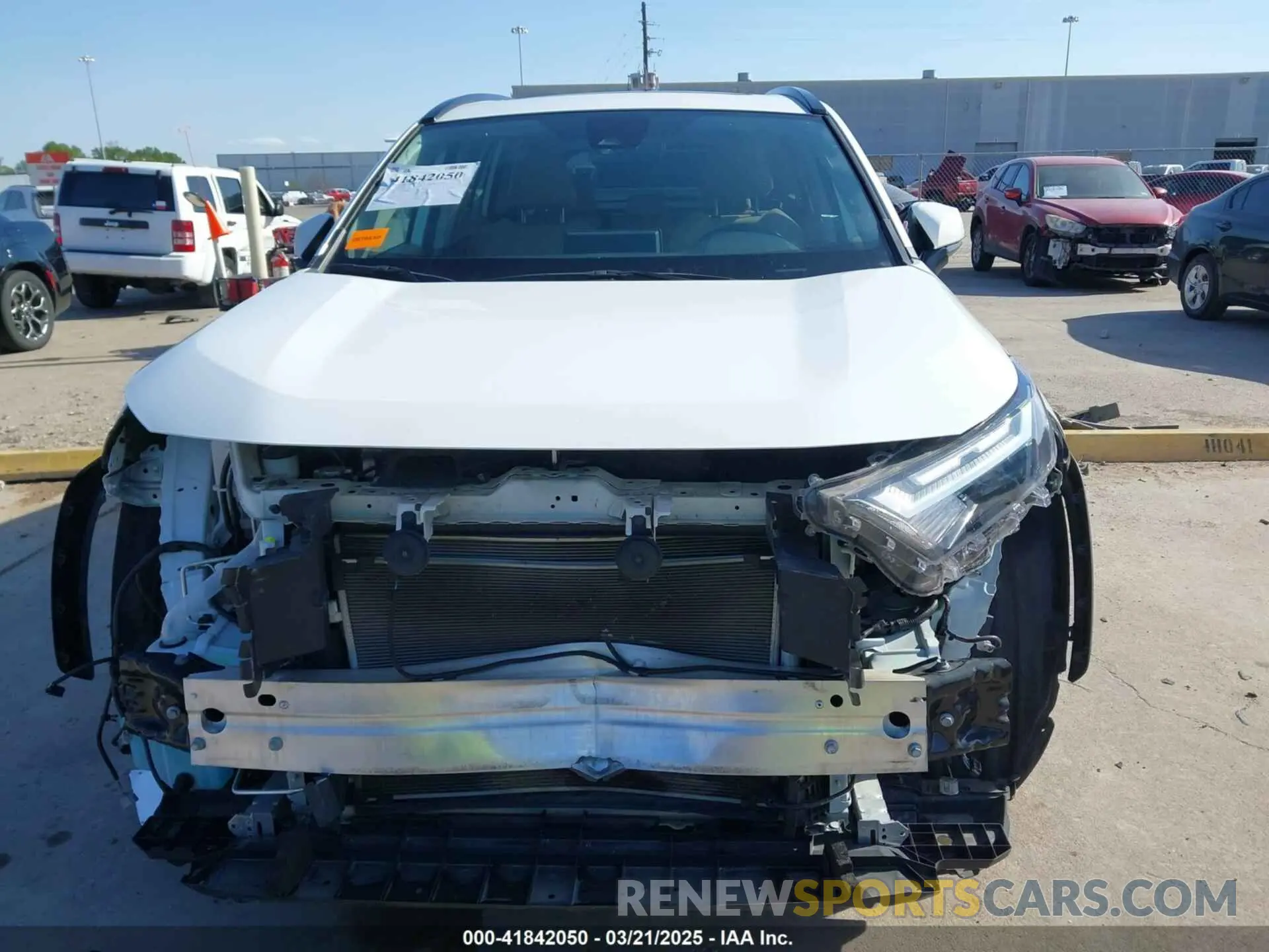 13 Photograph of a damaged car 2T3W1RFV7NC195971 TOYOTA RAV4 2022