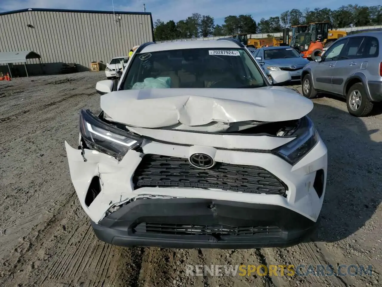 5 Photograph of a damaged car 2T3W1RFV7NC208380 TOYOTA RAV4 2022