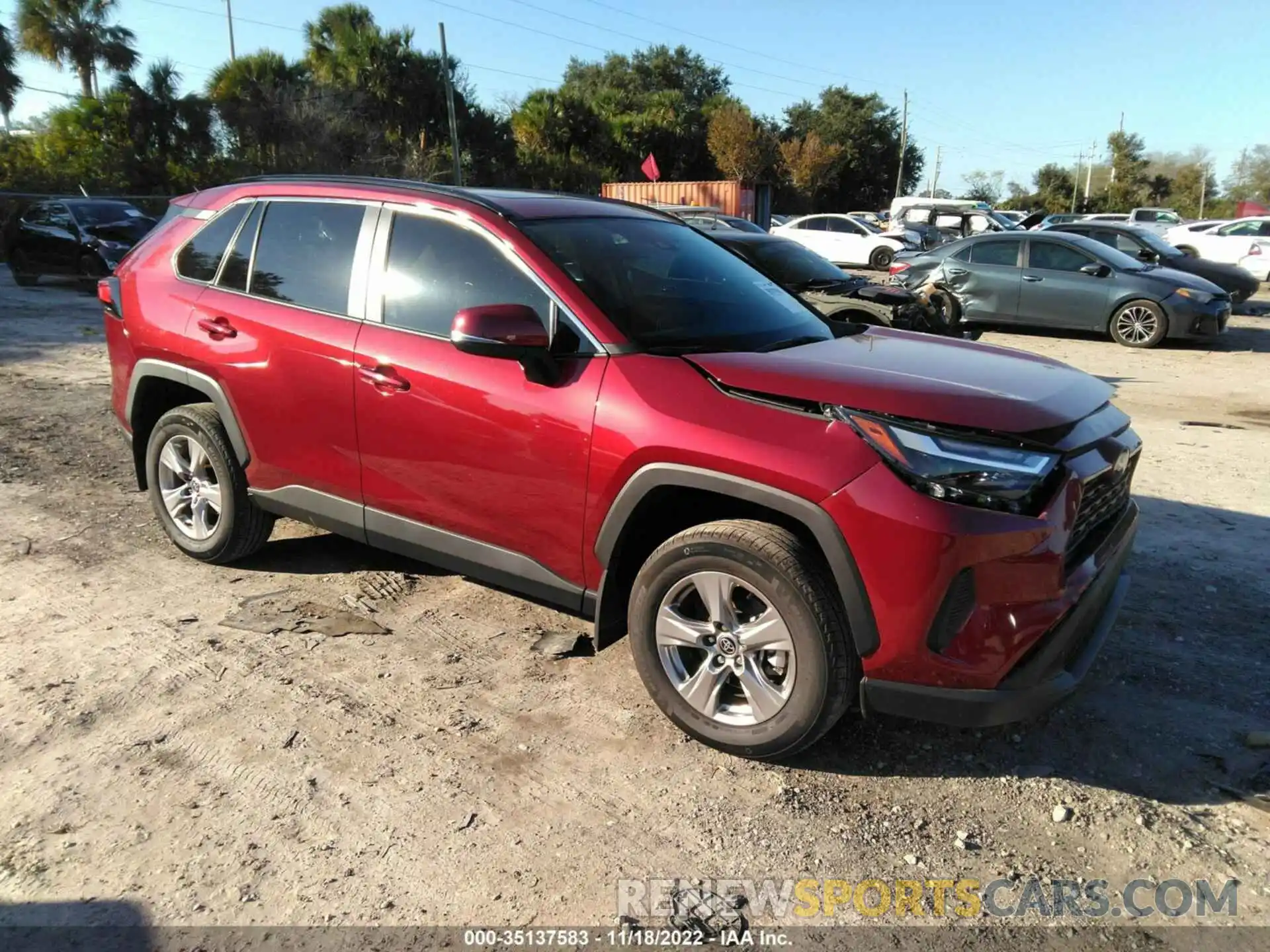 1 Photograph of a damaged car 2T3W1RFV7NW202917 TOYOTA RAV4 2022