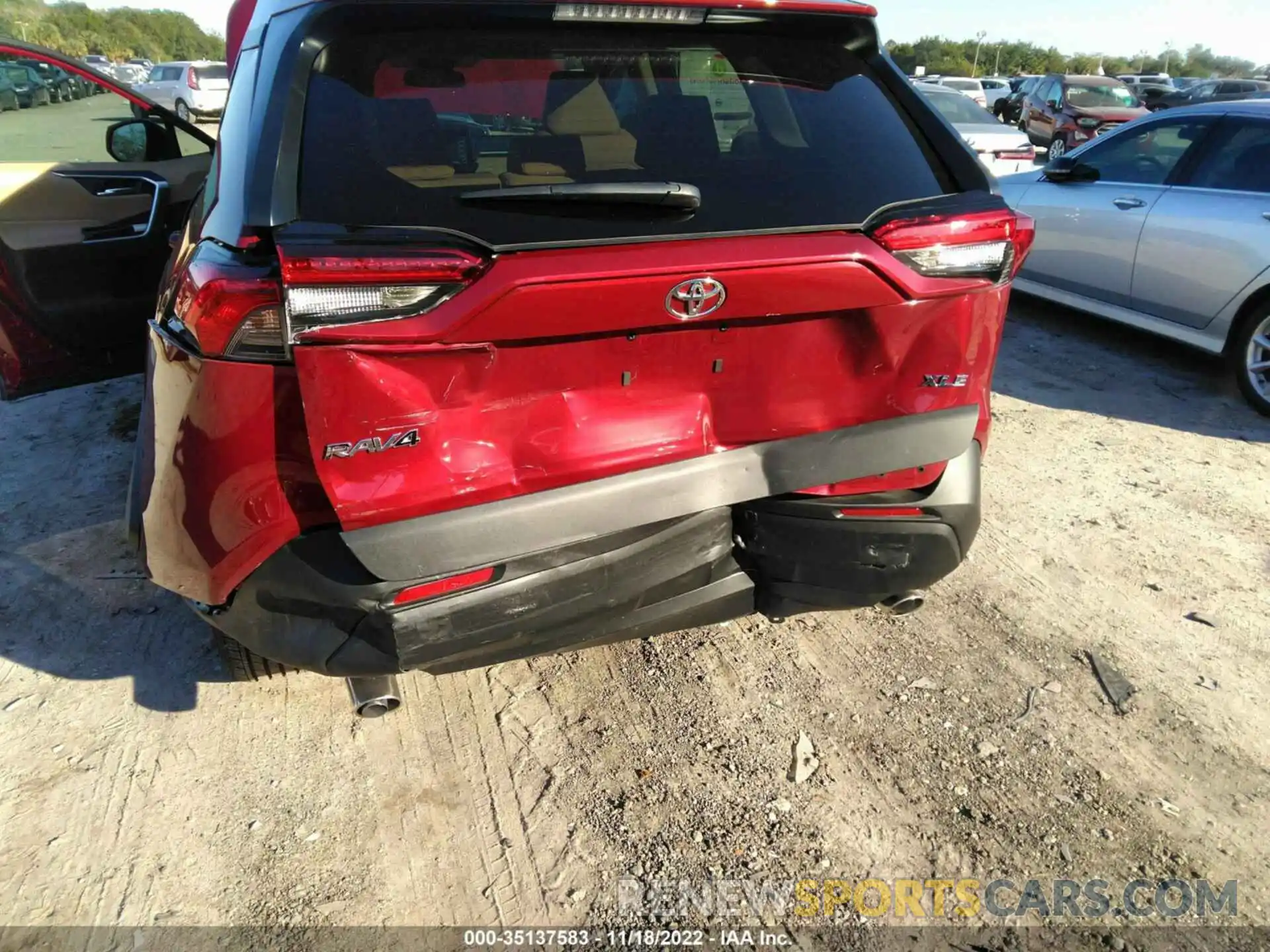 6 Photograph of a damaged car 2T3W1RFV7NW202917 TOYOTA RAV4 2022