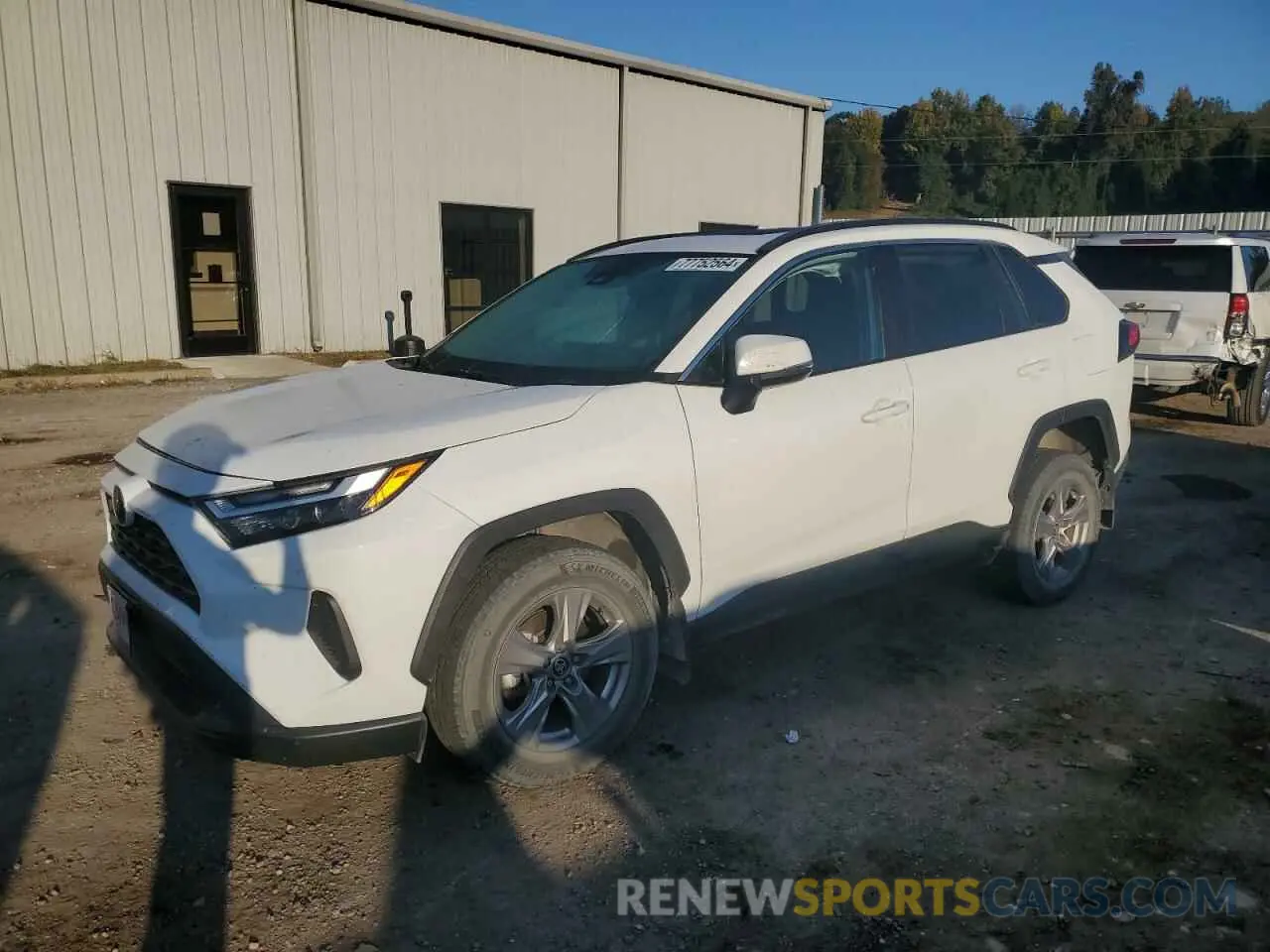 1 Photograph of a damaged car 2T3W1RFV7NW204960 TOYOTA RAV4 2022