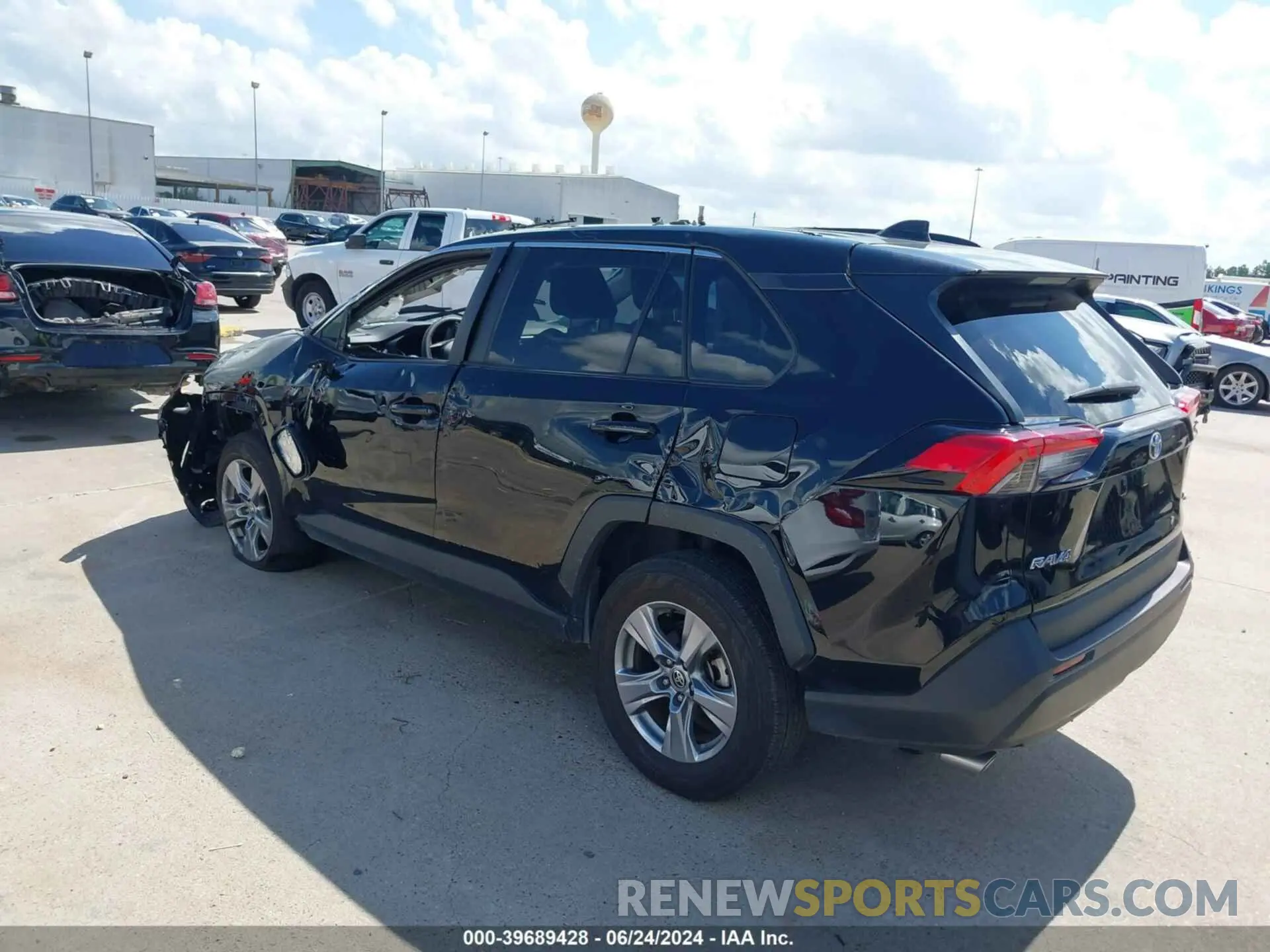 3 Photograph of a damaged car 2T3W1RFV8NW201856 TOYOTA RAV4 2022