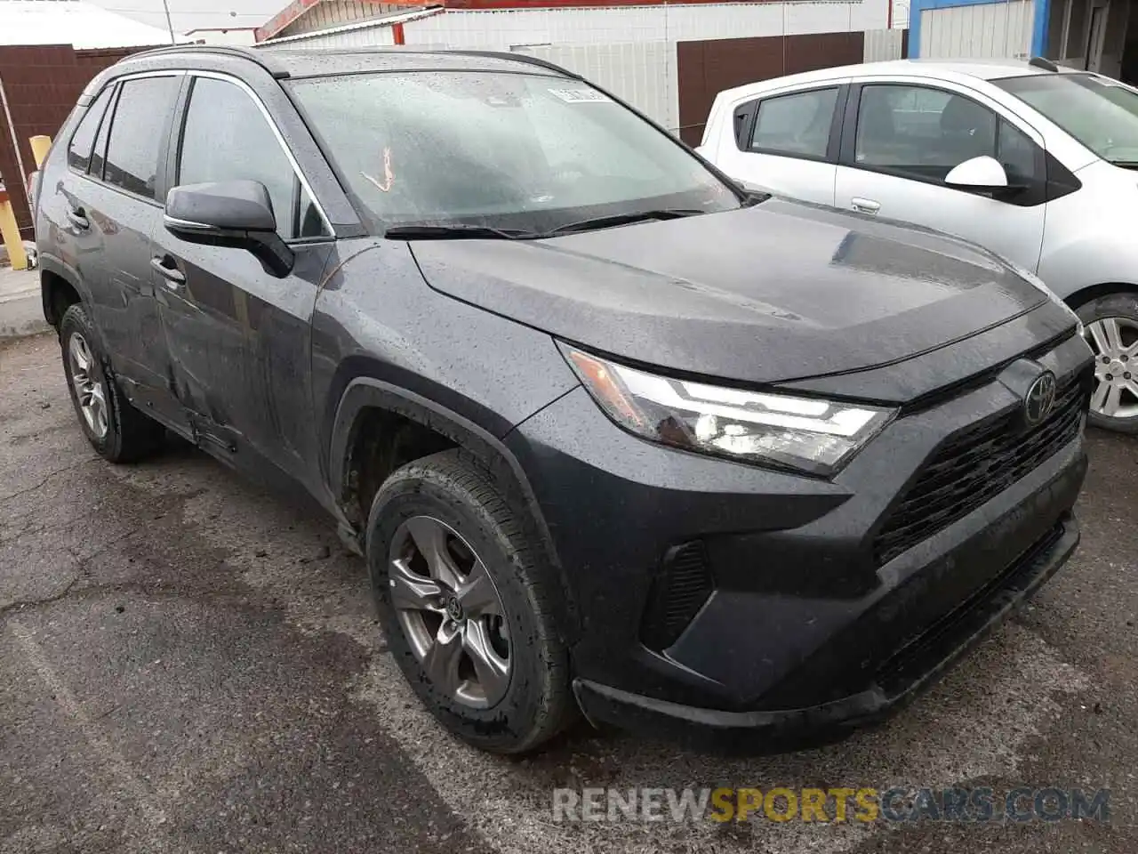 1 Photograph of a damaged car 2T3W1RFV8NW202991 TOYOTA RAV4 2022