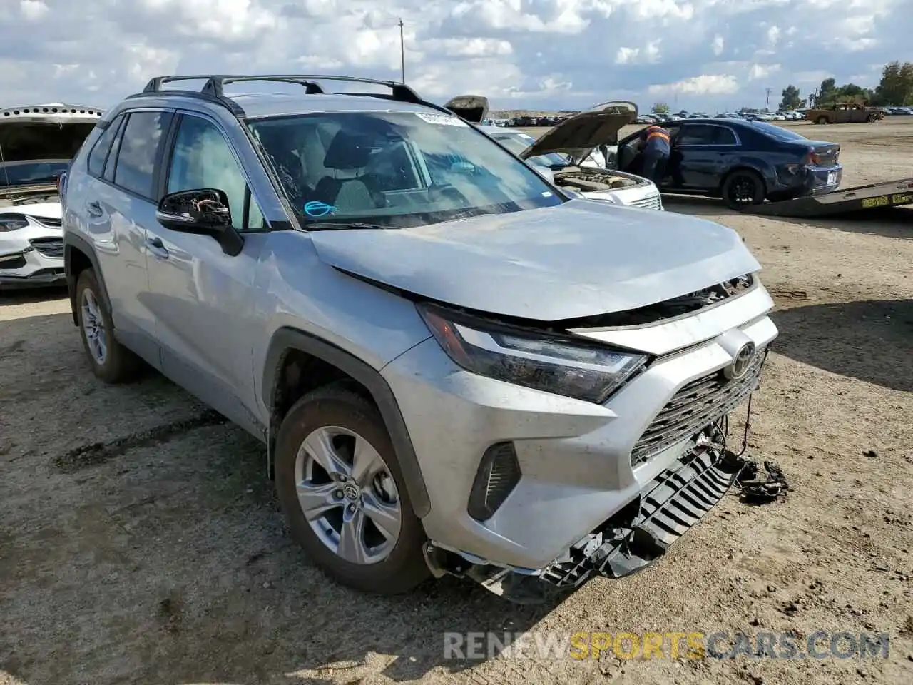 1 Photograph of a damaged car 2T3W1RFV8NW221024 TOYOTA RAV4 2022