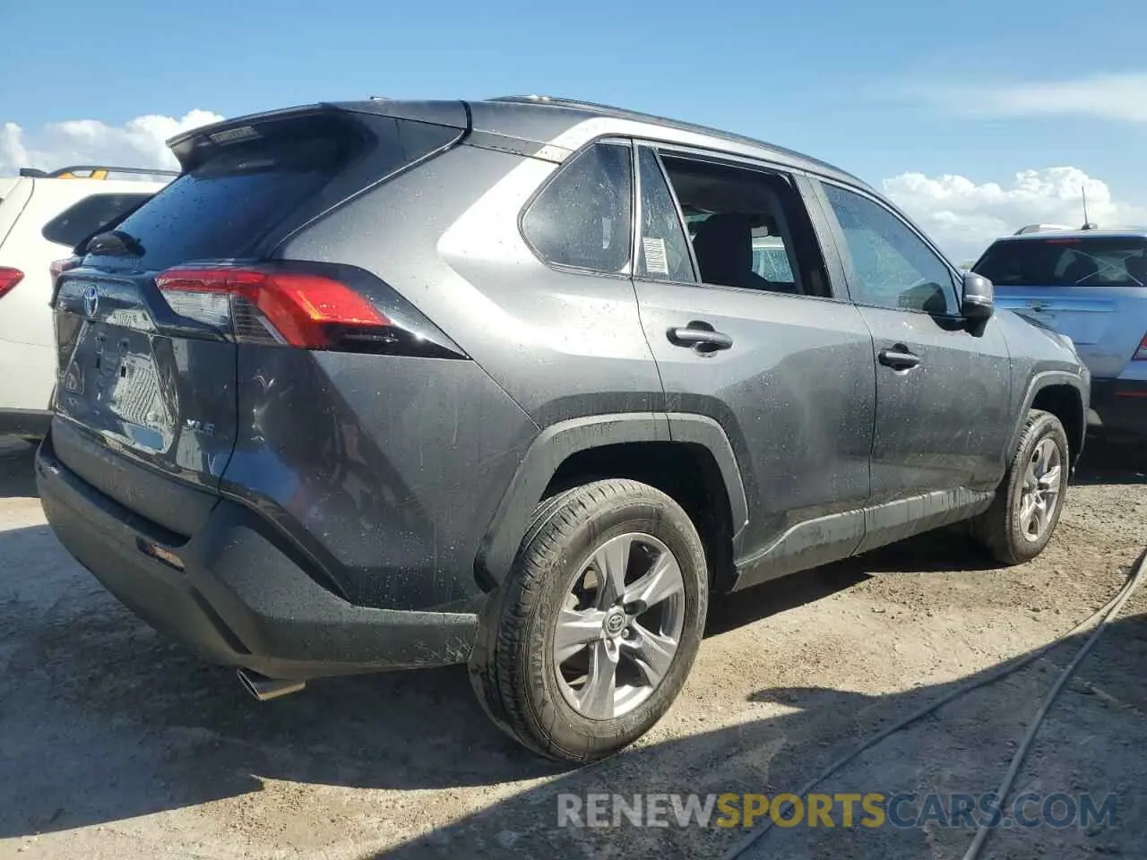 3 Photograph of a damaged car 2T3W1RFV9NC177438 TOYOTA RAV4 2022