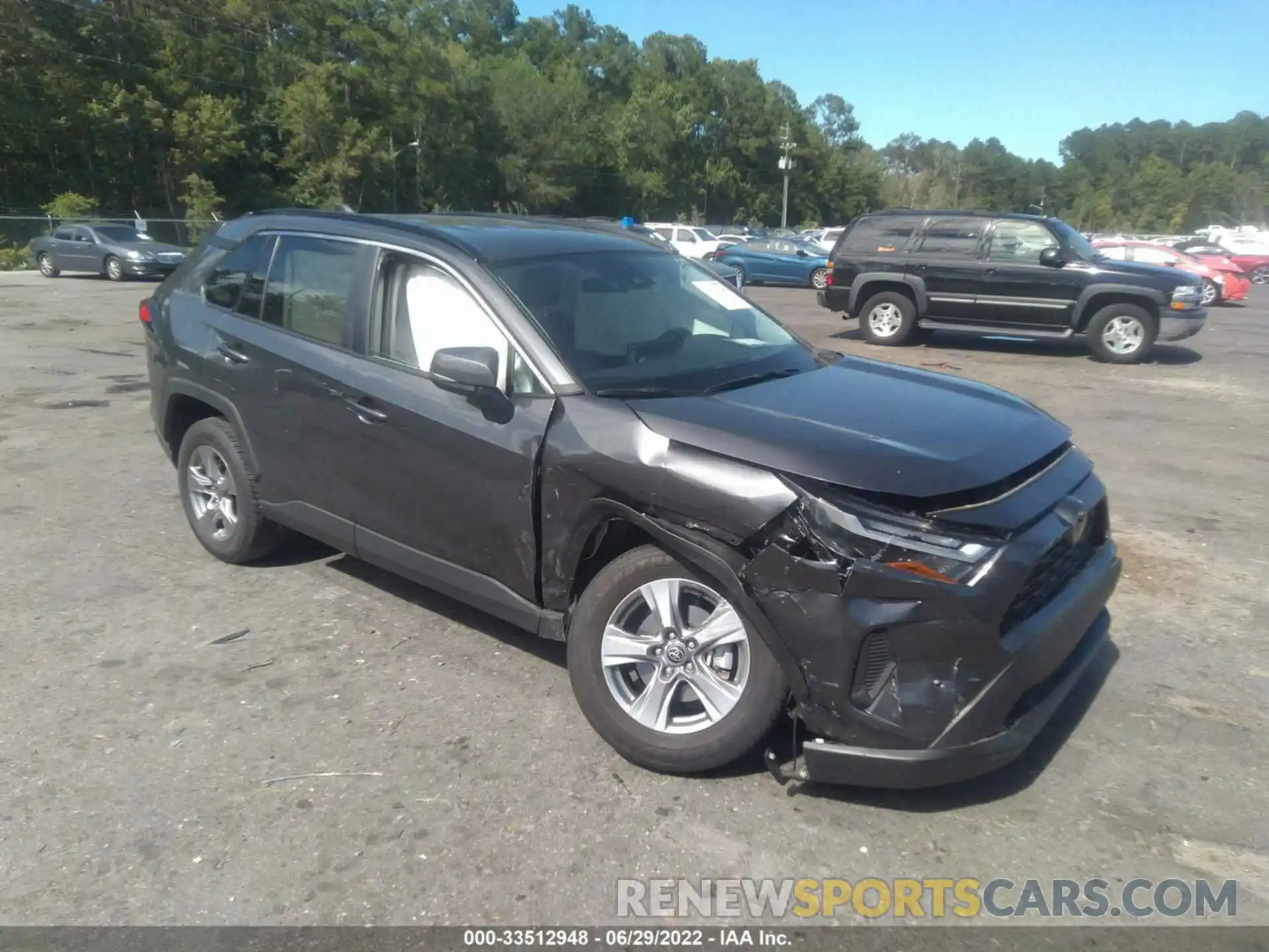 1 Photograph of a damaged car 2T3W1RFV9NC179870 TOYOTA RAV4 2022