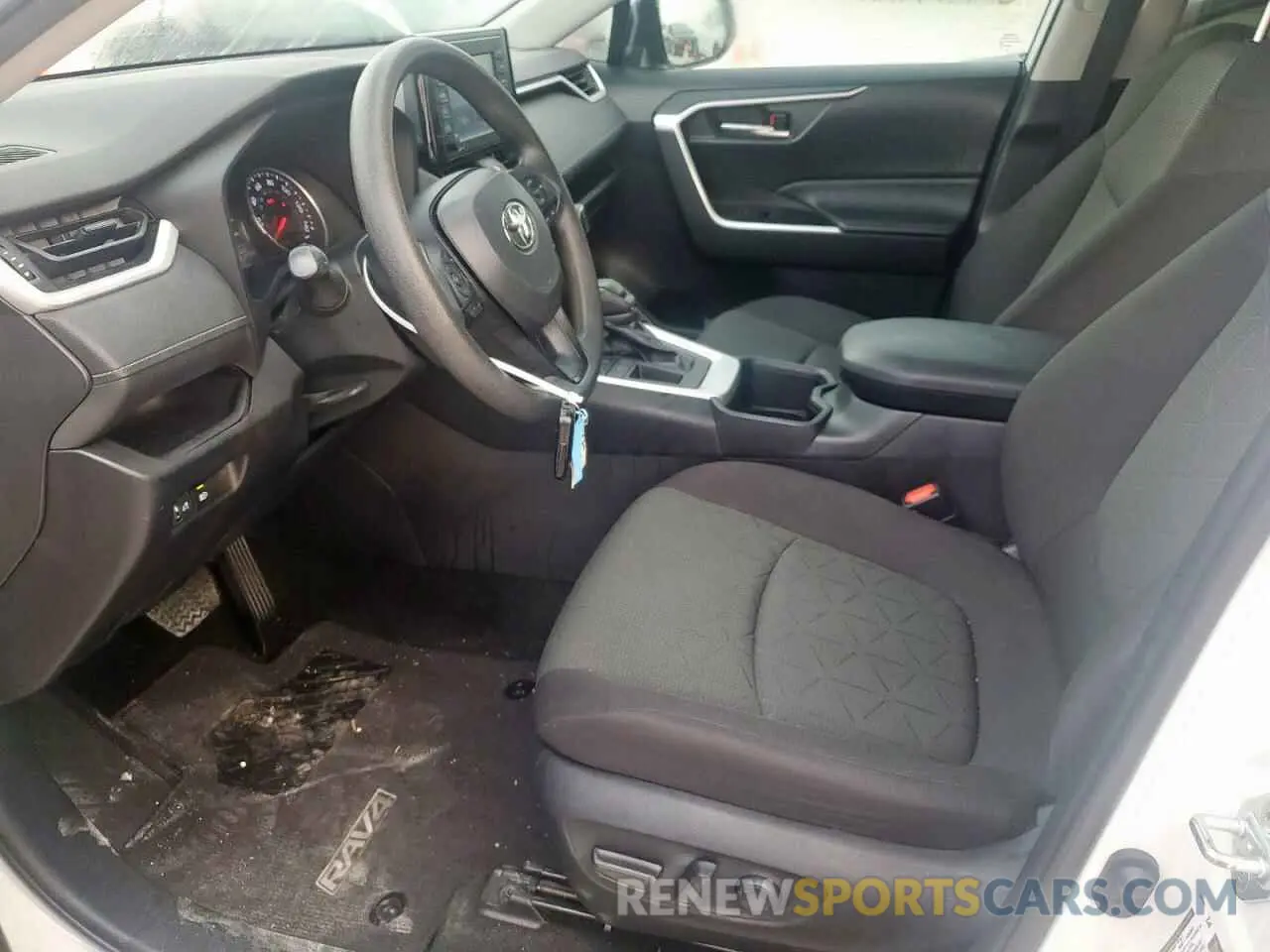 7 Photograph of a damaged car 2T3W1RFV9NC211118 TOYOTA RAV4 2022