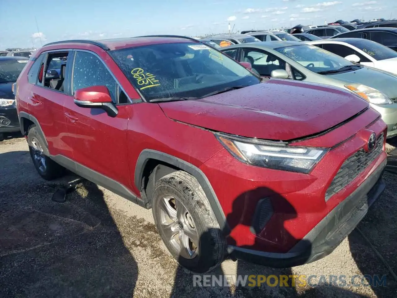 4 Photograph of a damaged car 2T3W1RFV9NW187482 TOYOTA RAV4 2022
