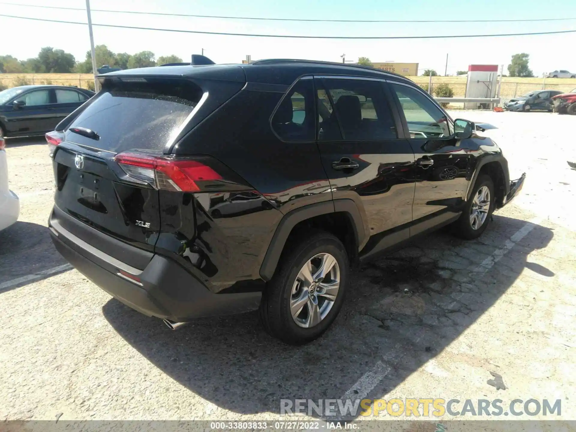 4 Photograph of a damaged car 2T3W1RFV9NW203471 TOYOTA RAV4 2022