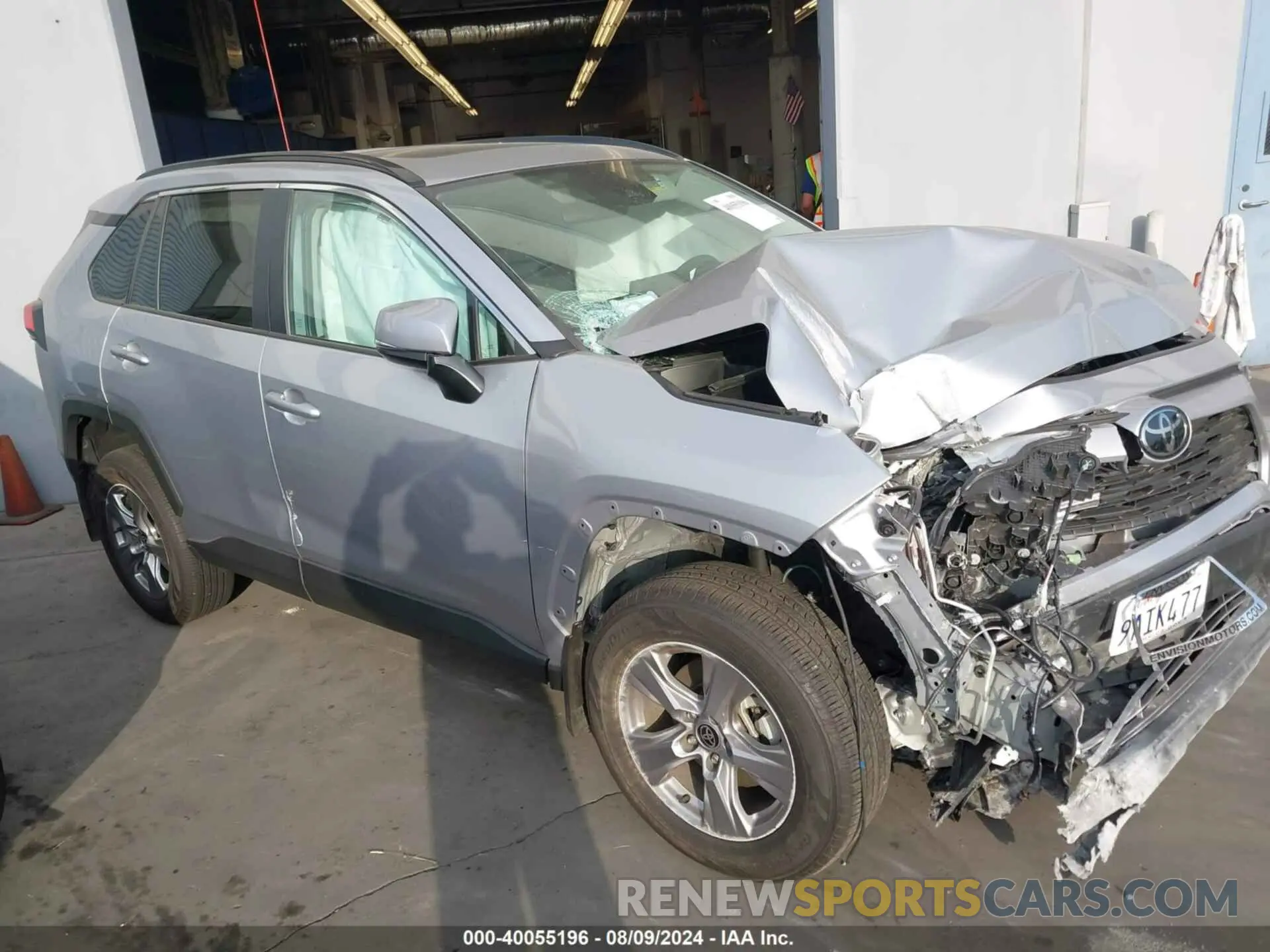 1 Photograph of a damaged car 2T3W1RFVXNC182633 TOYOTA RAV4 2022