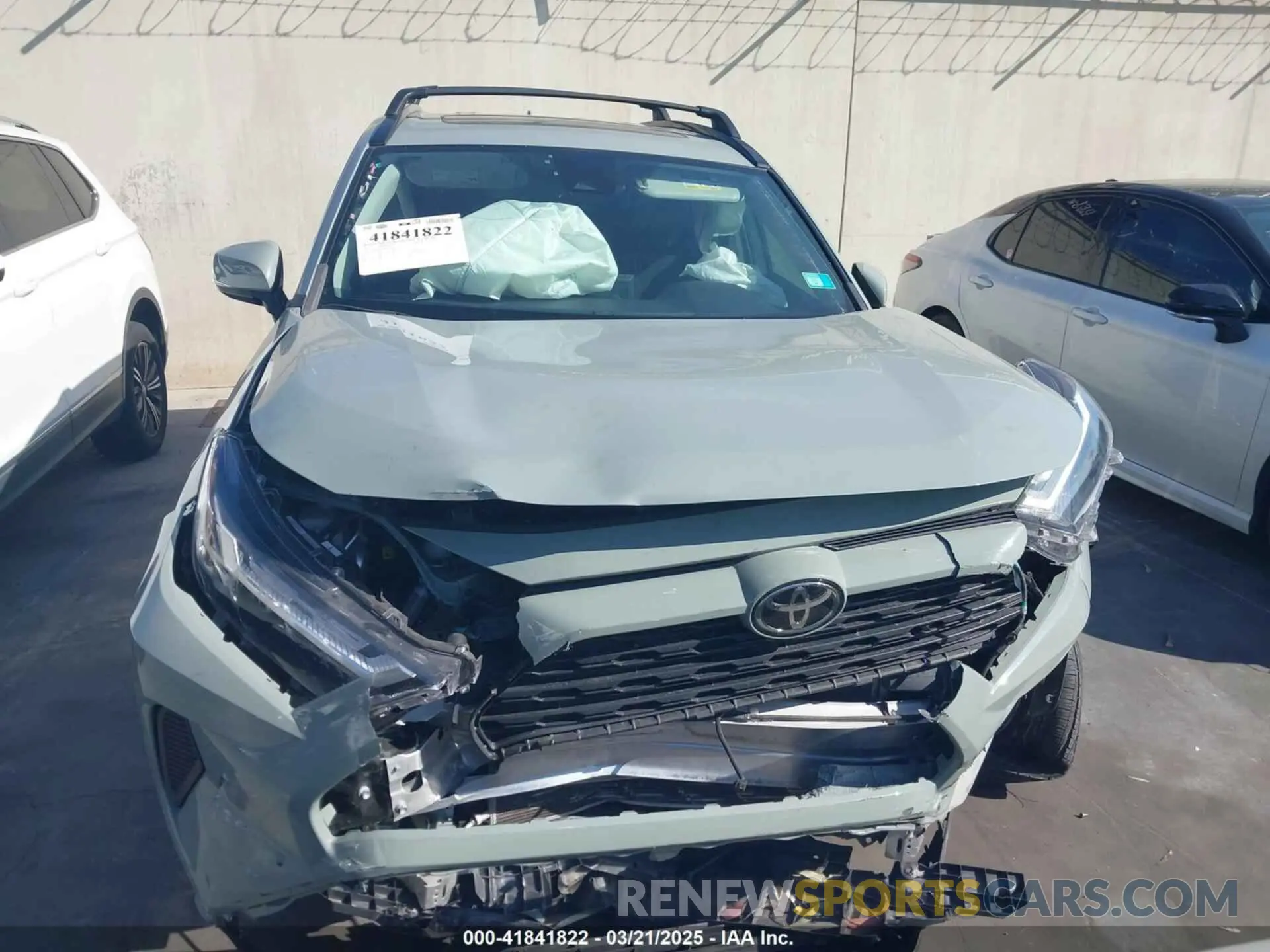 13 Photograph of a damaged car 2T3W1RFVXNW186938 TOYOTA RAV4 2022