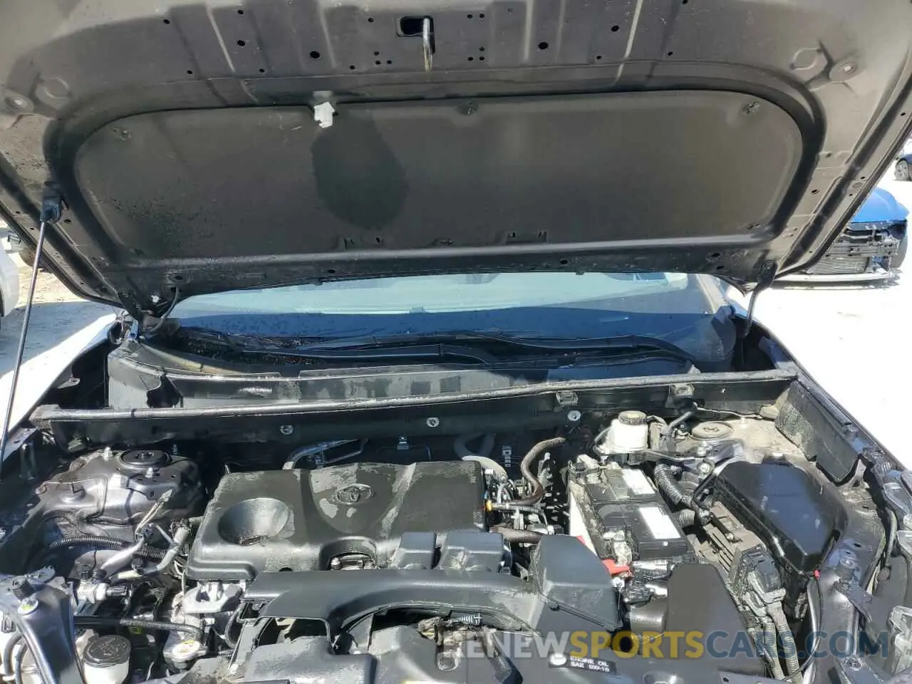 12 Photograph of a damaged car 2T3W1RFVXNW201440 TOYOTA RAV4 2022