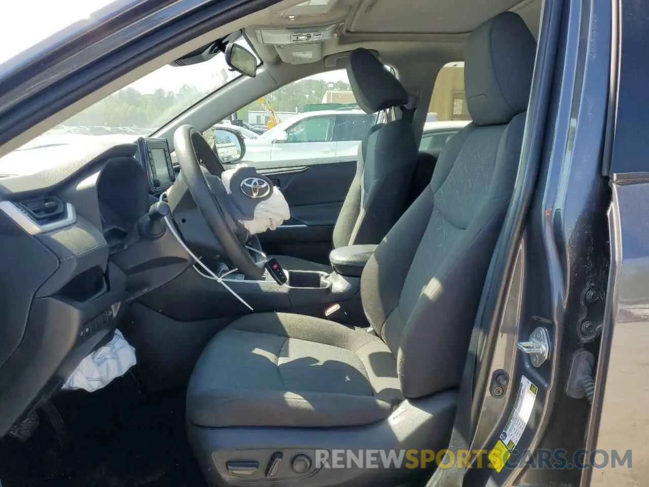 7 Photograph of a damaged car 2T3W1RFVXNW201440 TOYOTA RAV4 2022