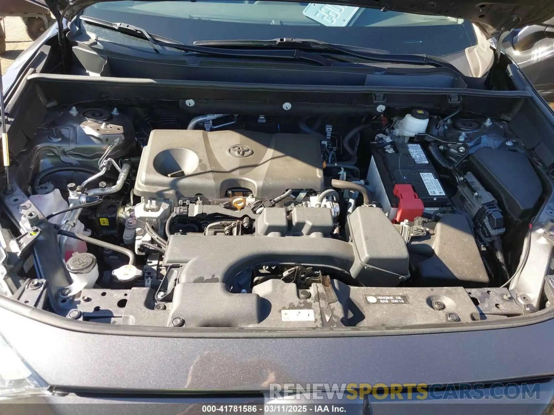 10 Photograph of a damaged car 2T3W1RFVXNW201664 TOYOTA RAV4 2022