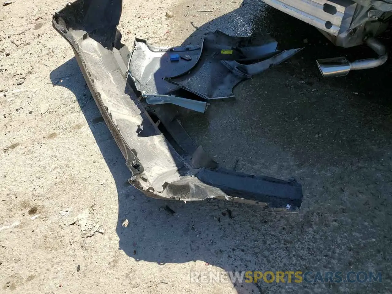 13 Photograph of a damaged car 2T3W1RFVXNW221817 TOYOTA RAV4 2022