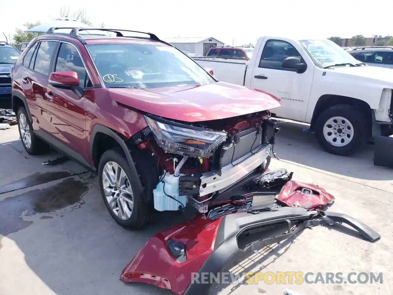 1 Photograph of a damaged car 2T3Y1RFV2NW200100 TOYOTA RAV4 2022