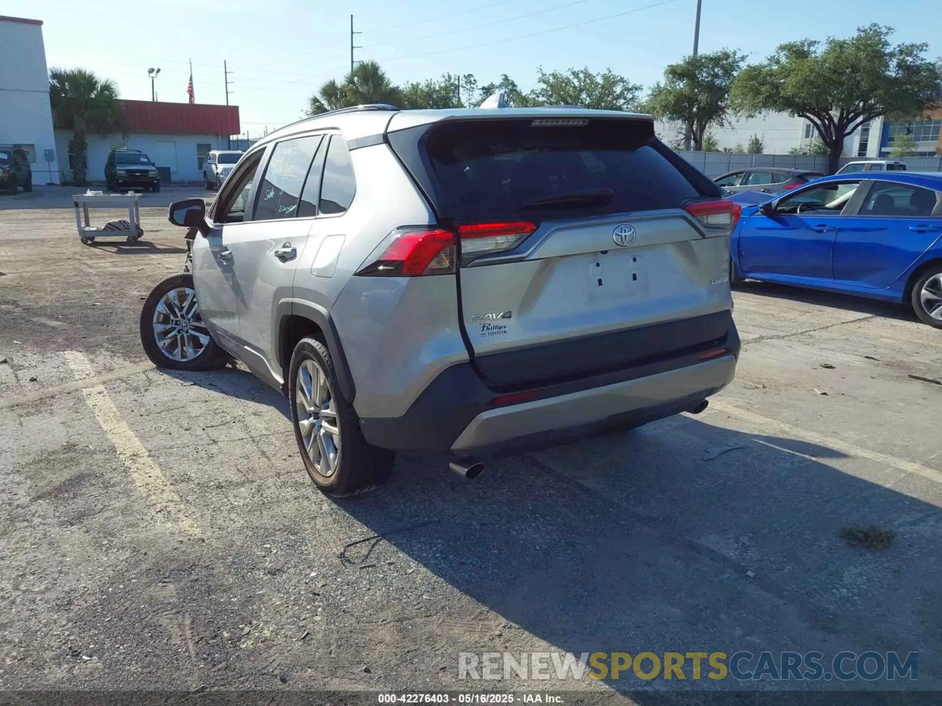 3 Photograph of a damaged car 2T3Y1RFV9NC190179 TOYOTA RAV4 2022