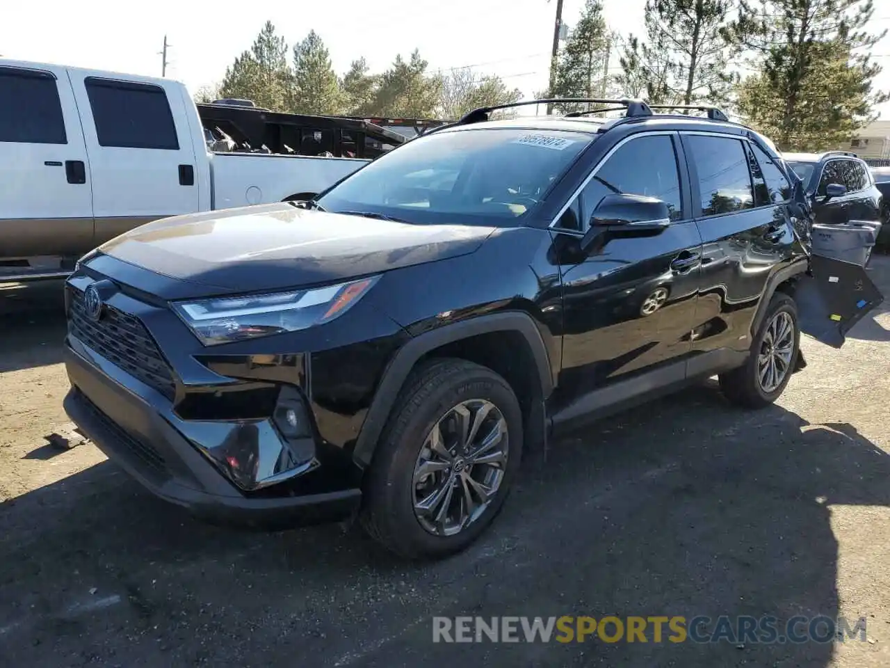 1 Photograph of a damaged car 4T3B6RFV1NU087053 TOYOTA RAV4 2022