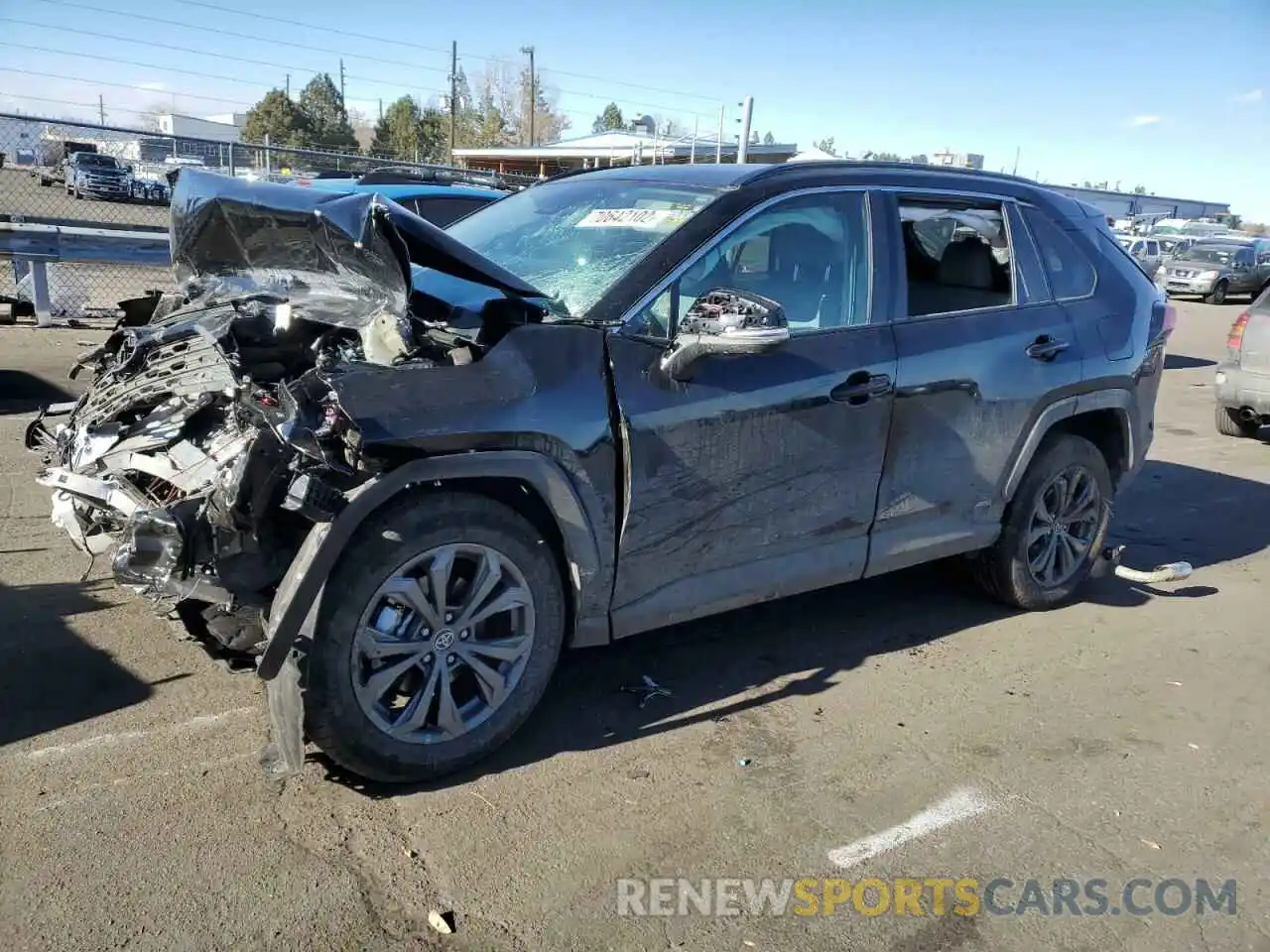 1 Photograph of a damaged car 4T3B6RFV4NU080789 TOYOTA RAV4 2022